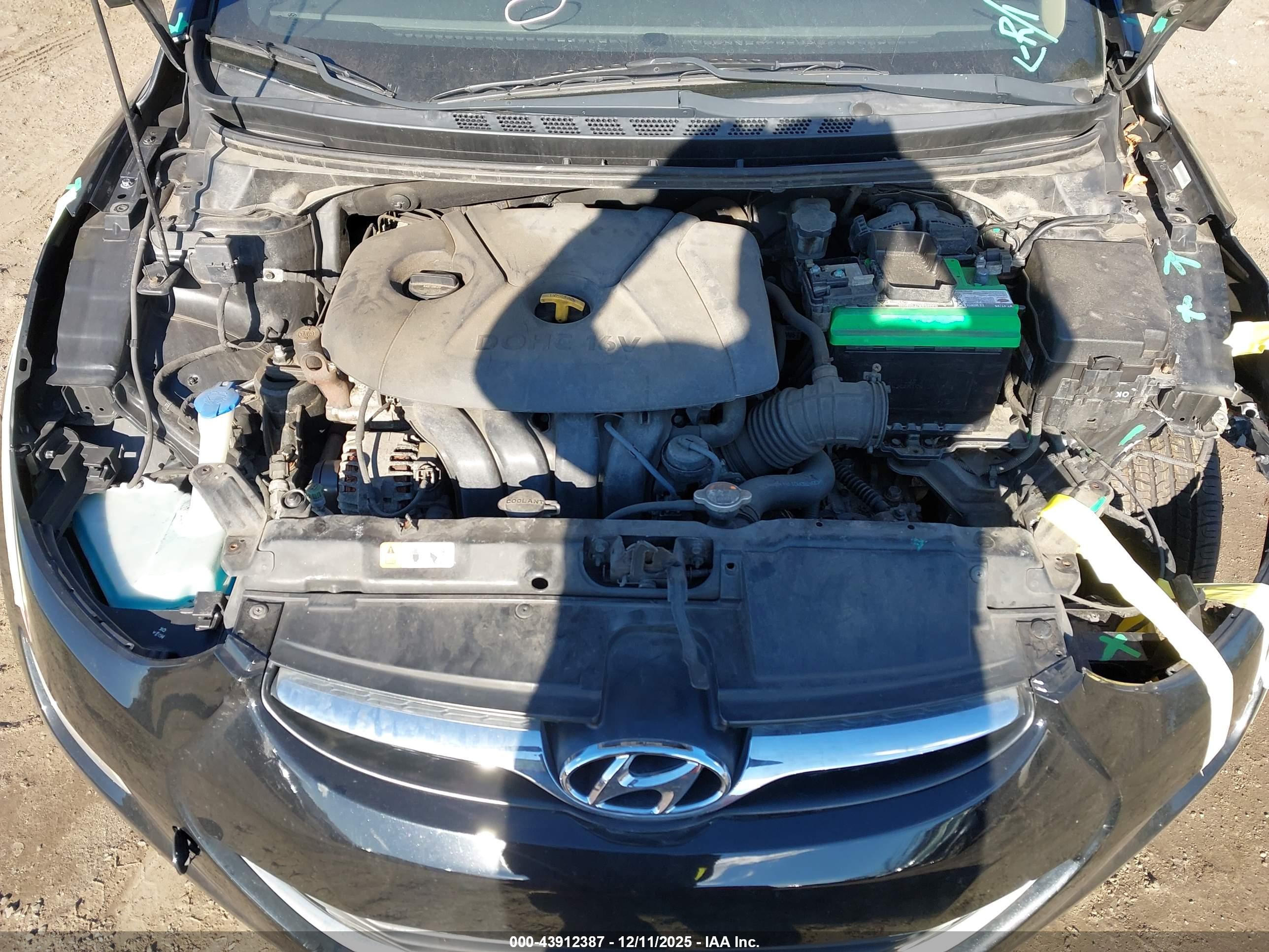 HYUNDAI ELANTRA image 10