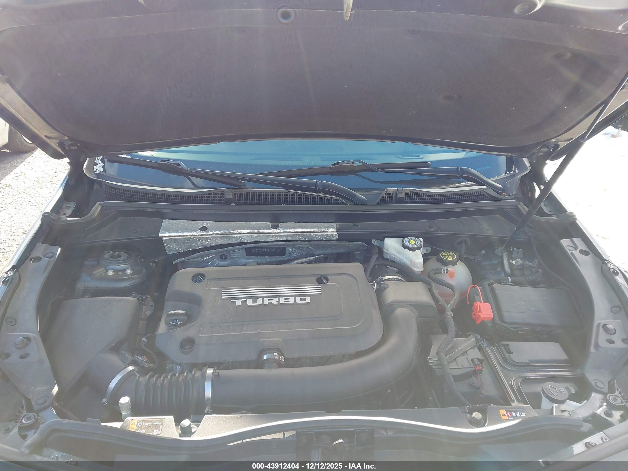 CADILLAC XT4 image 10