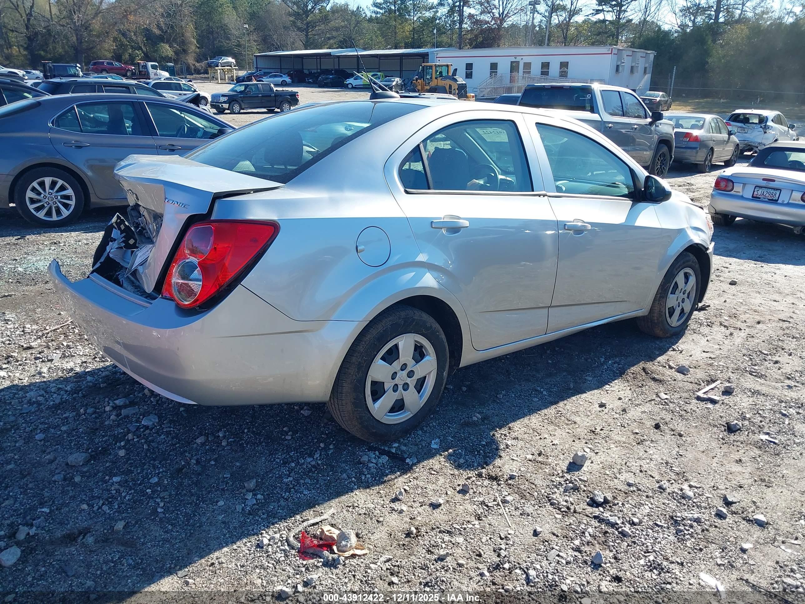 CHEVROLET SONIC image 4