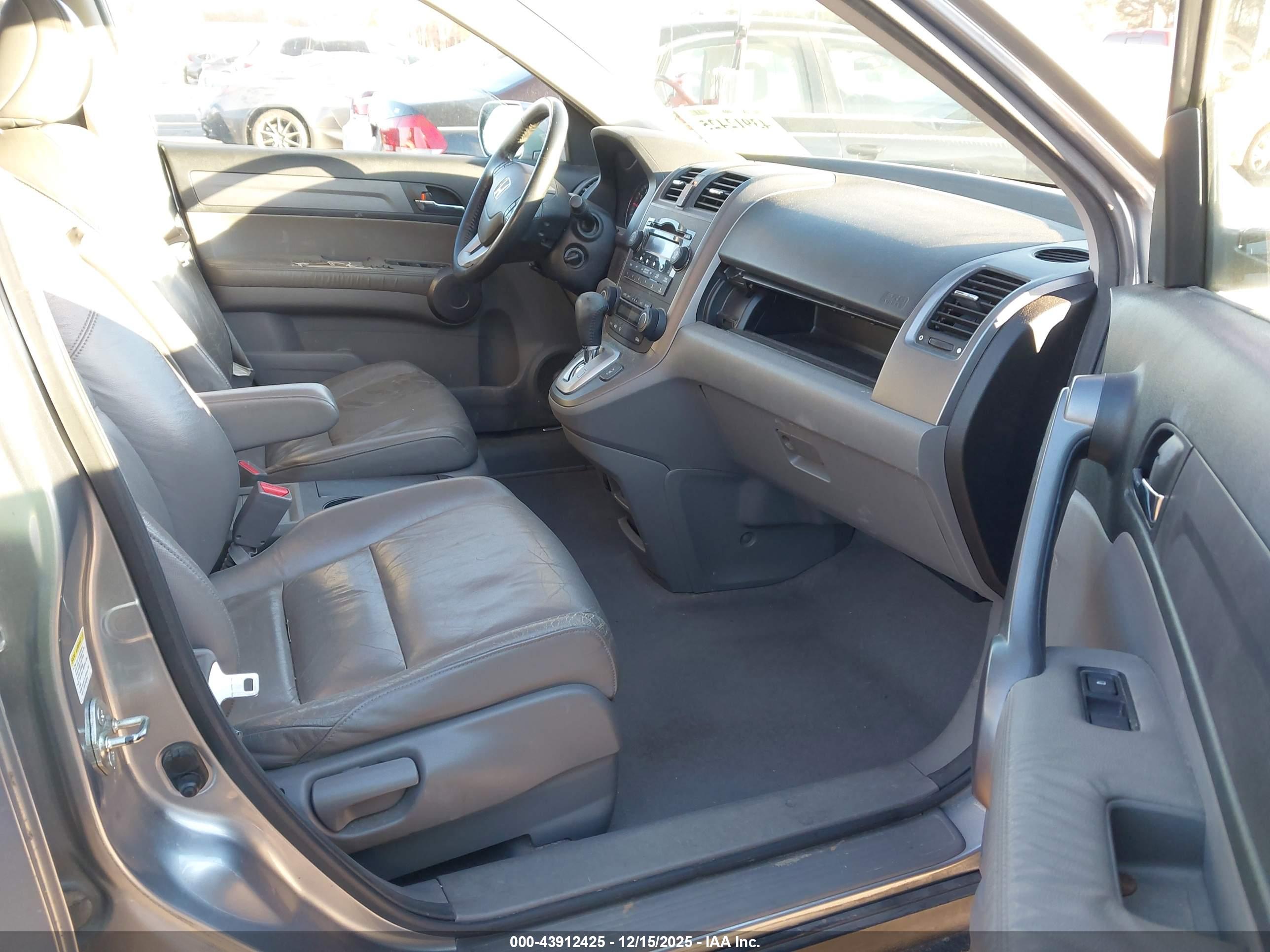 HONDA CR-V image 5