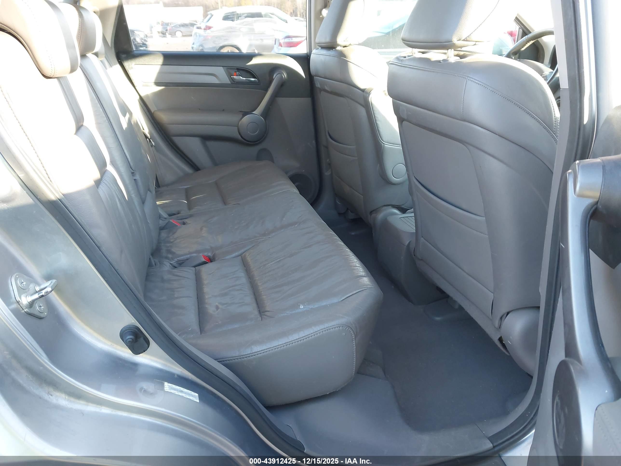 HONDA CR-V image 8