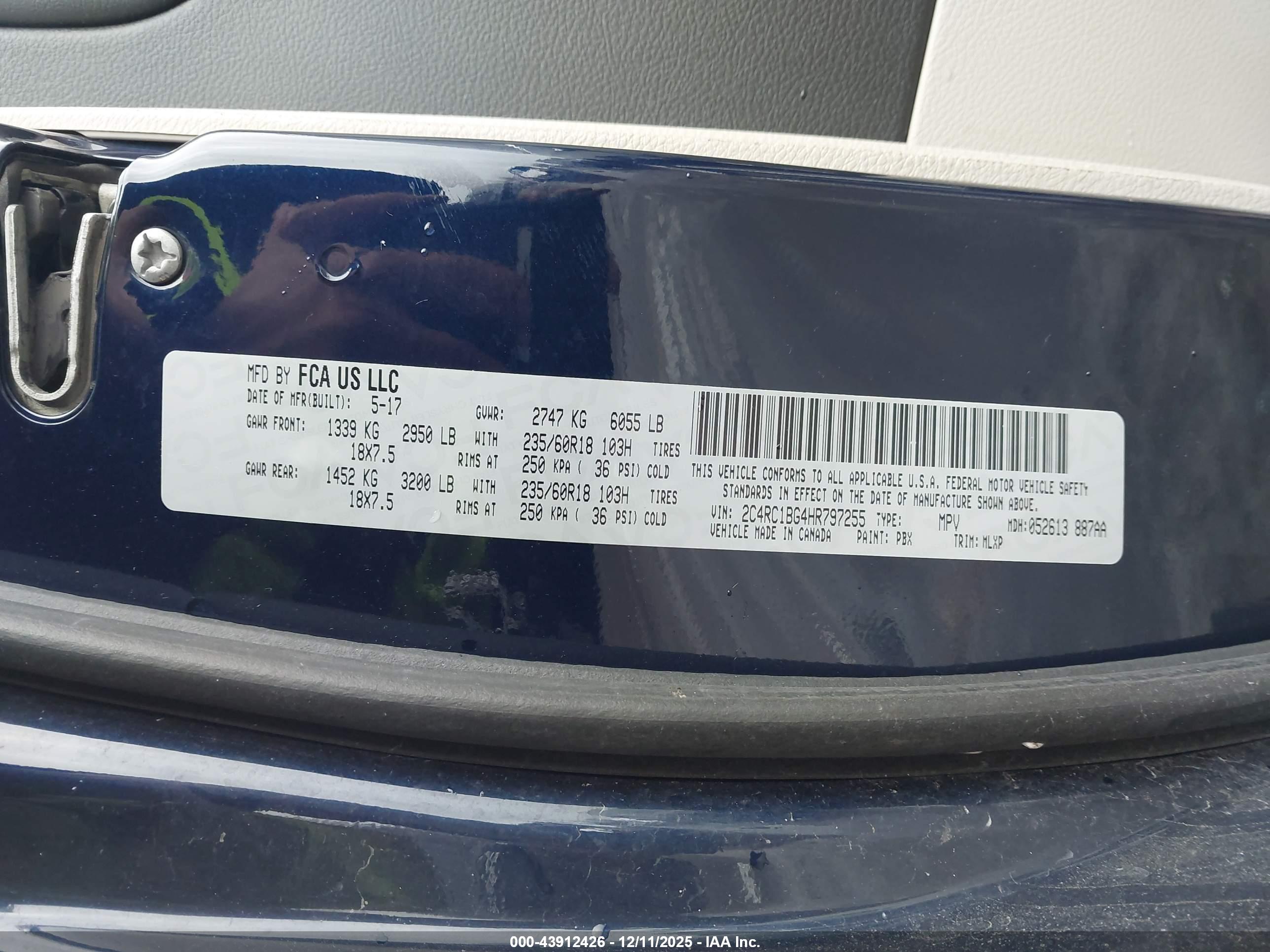 CHRYSLER PACIFICA image 9
