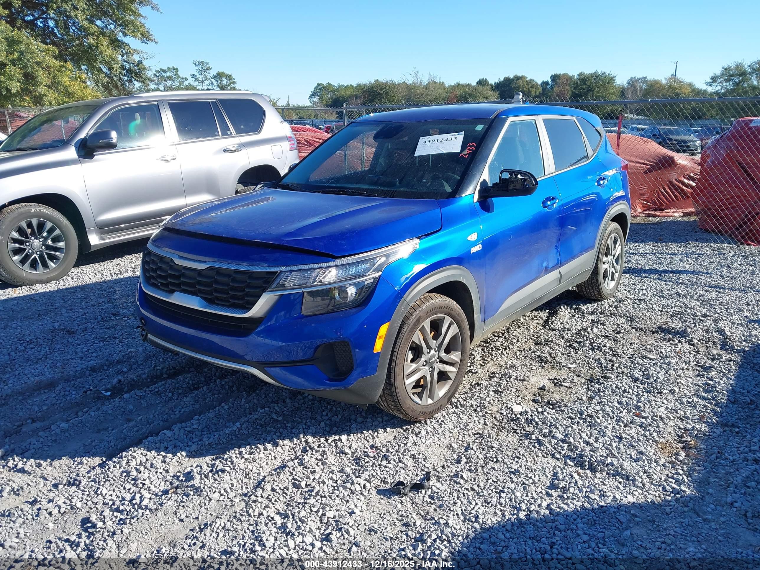 KIA SELTOS image 2