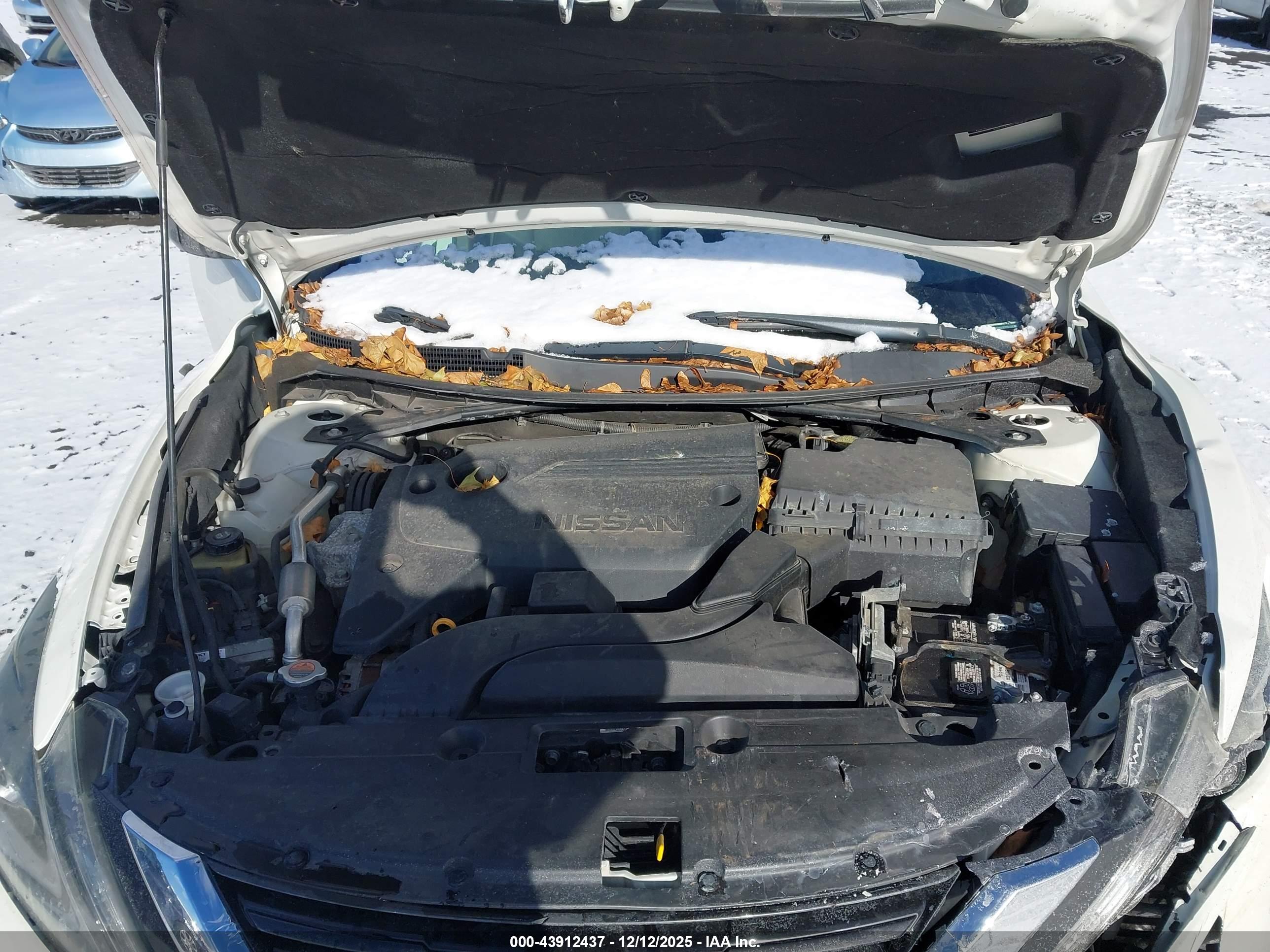 NISSAN ALTIMA image 10