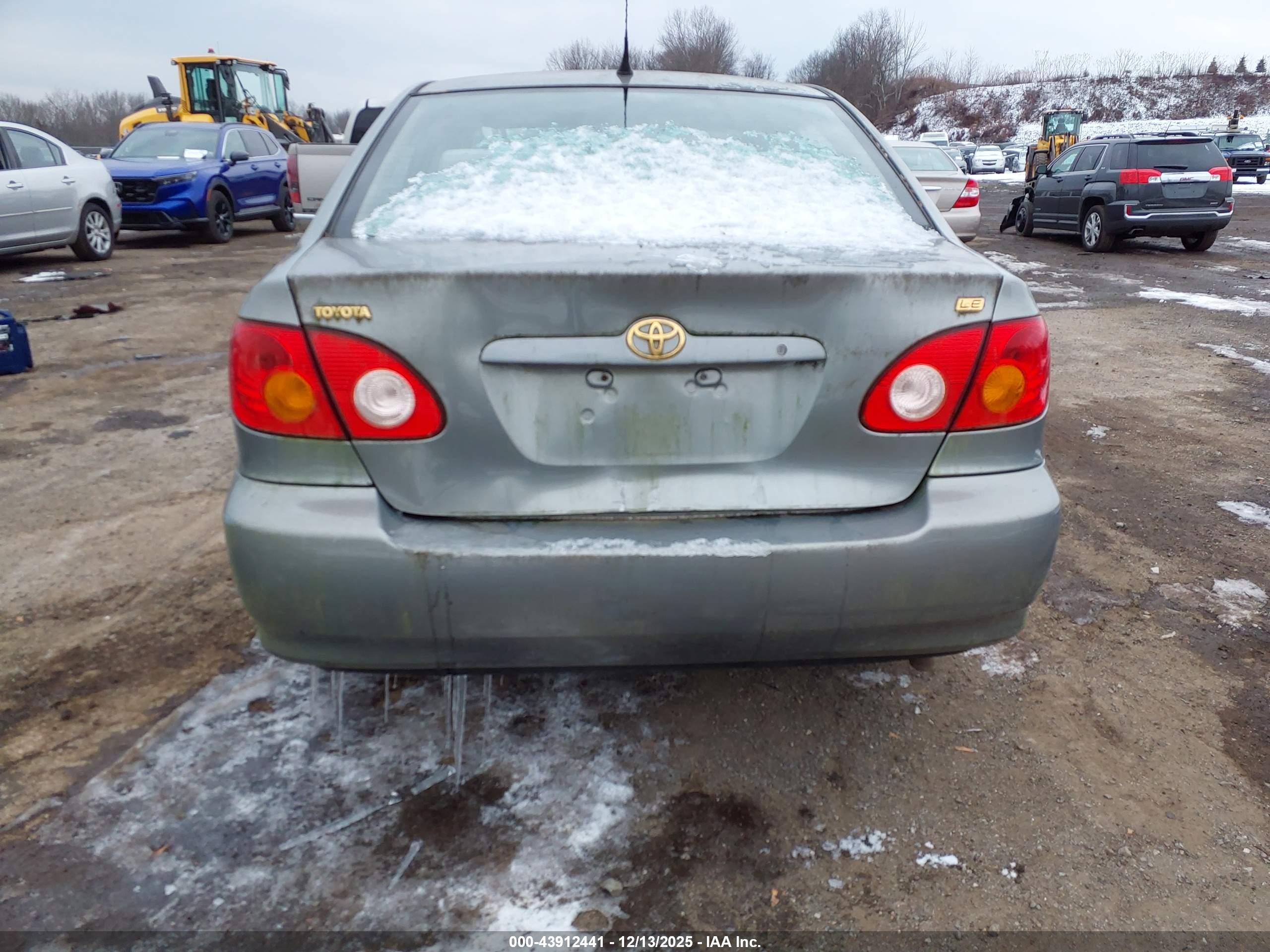 TOYOTA COROLLA image 6