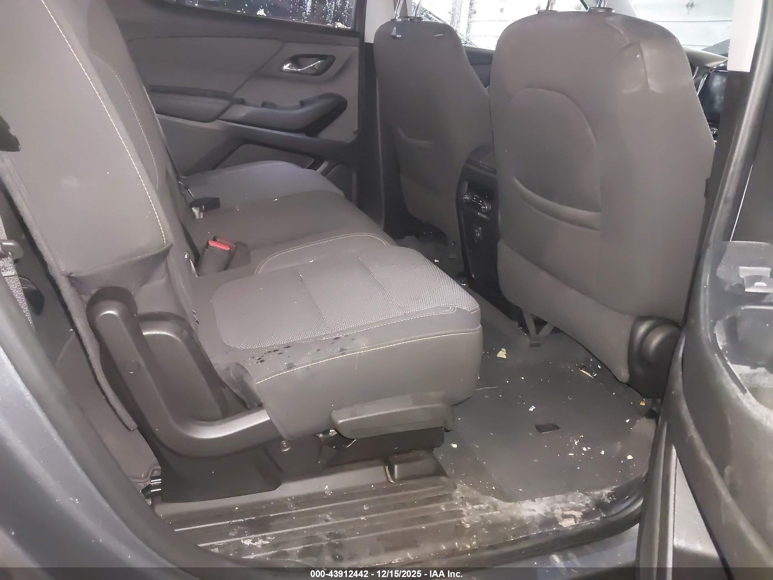 CHEVROLET TRAVERSE image 8