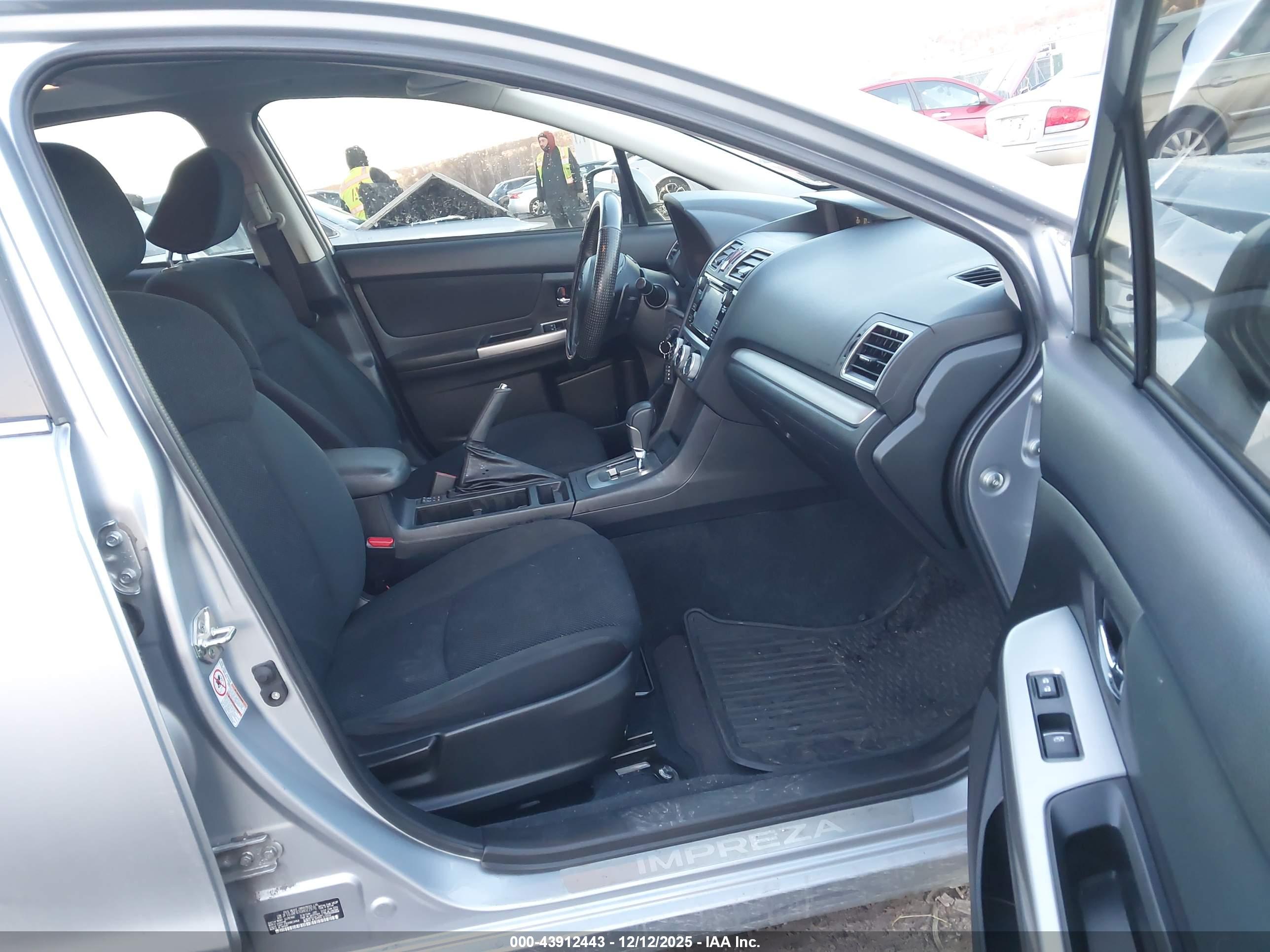 SUBARU IMPREZA image 5