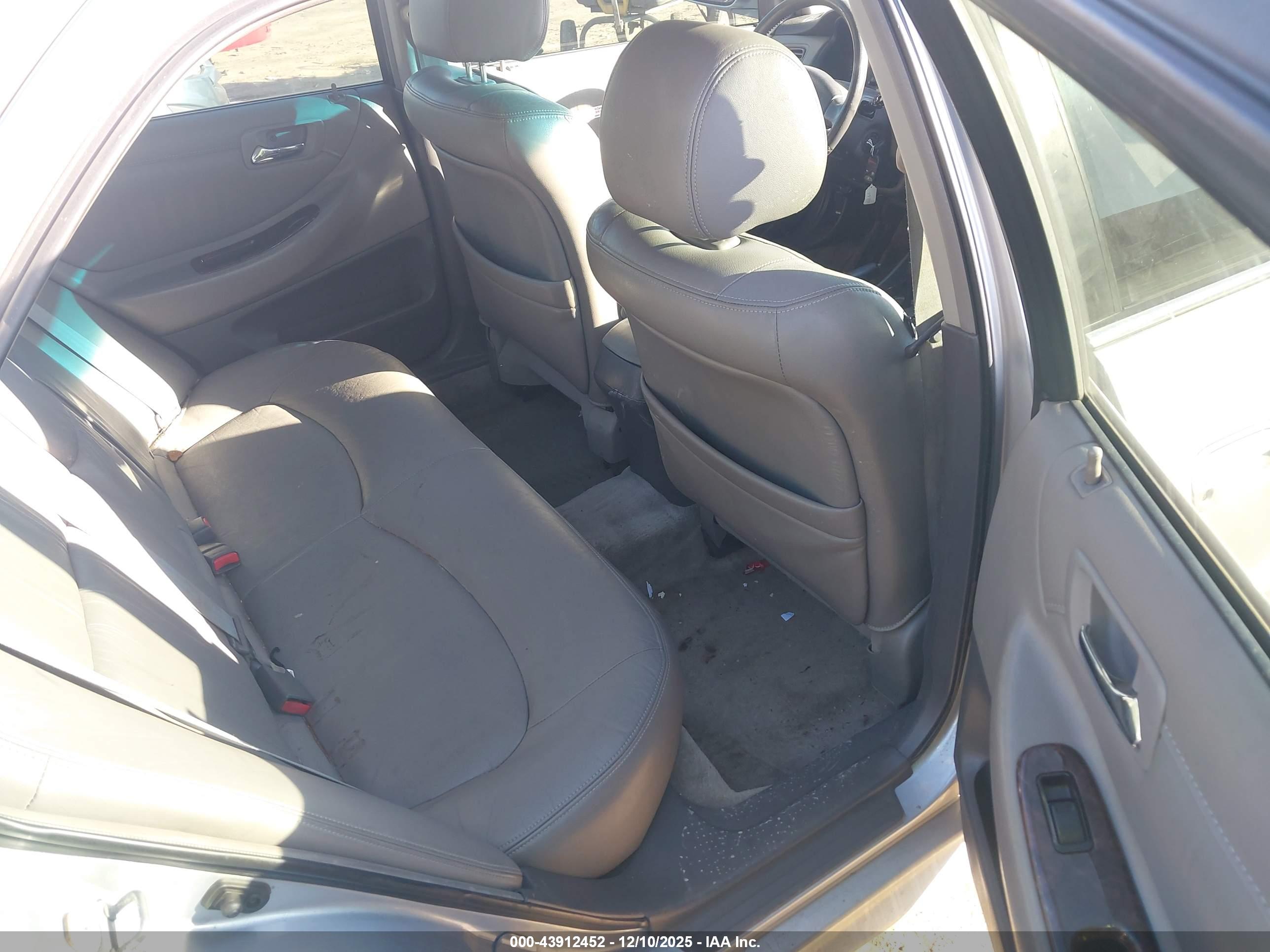 HONDA ACCORD image 8