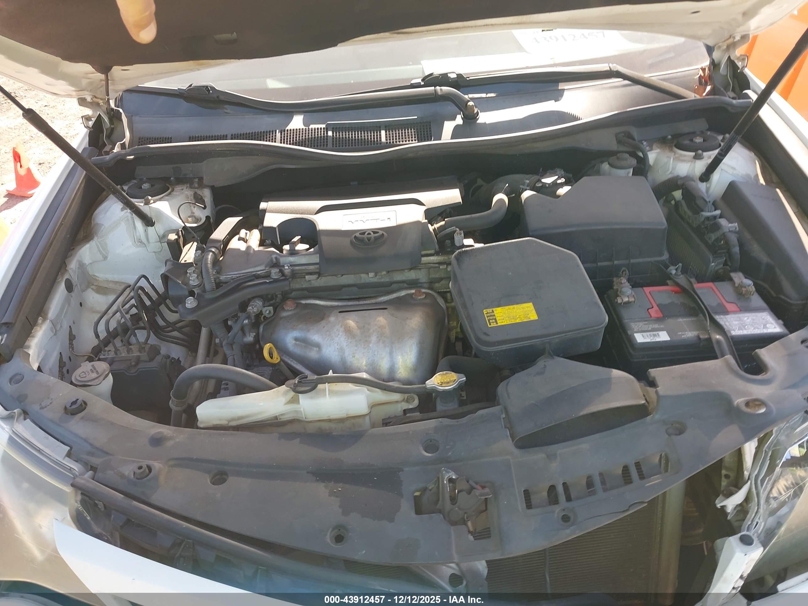 TOYOTA CAMRY image 10