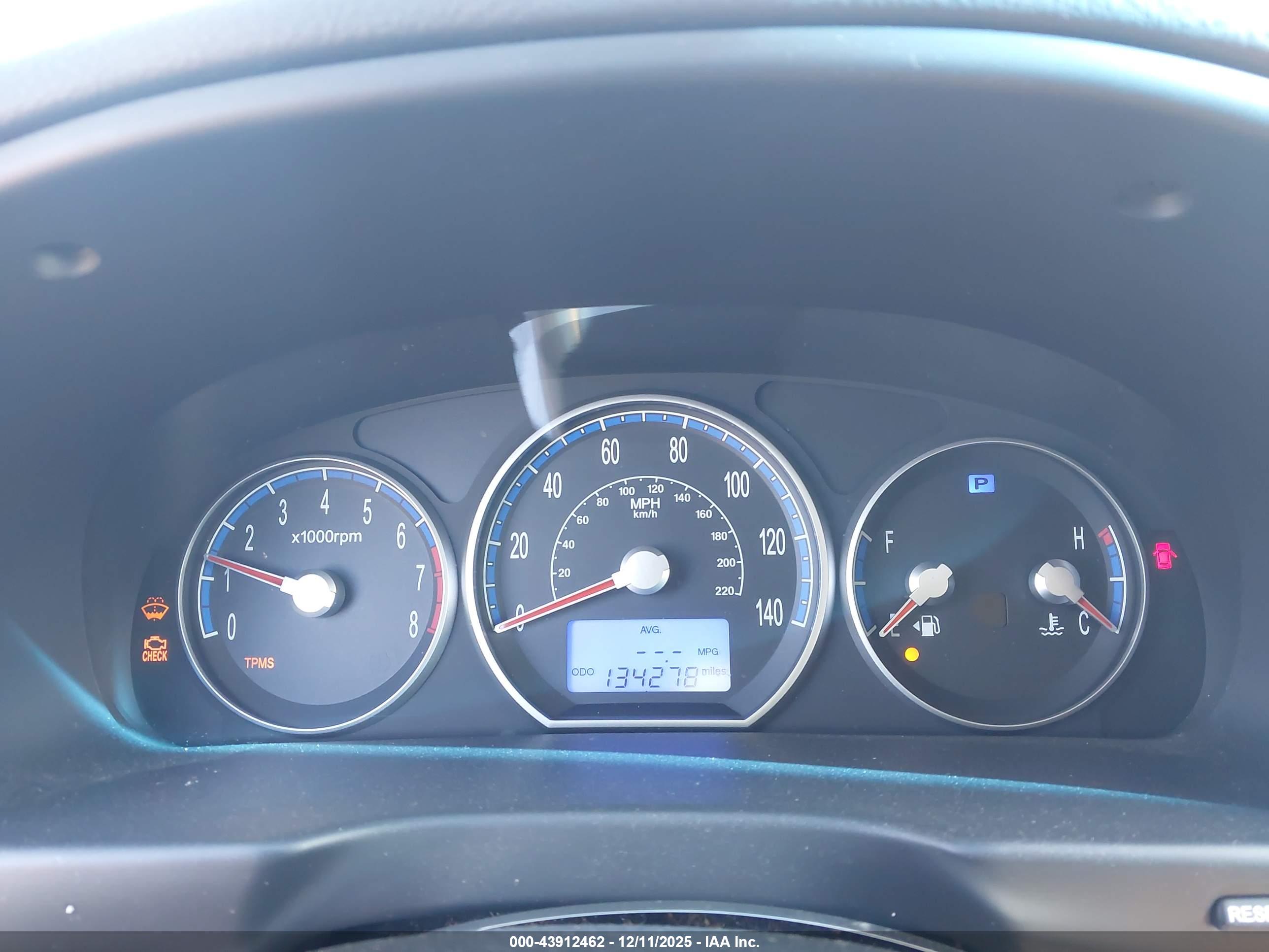 HYUNDAI SANTA image 7