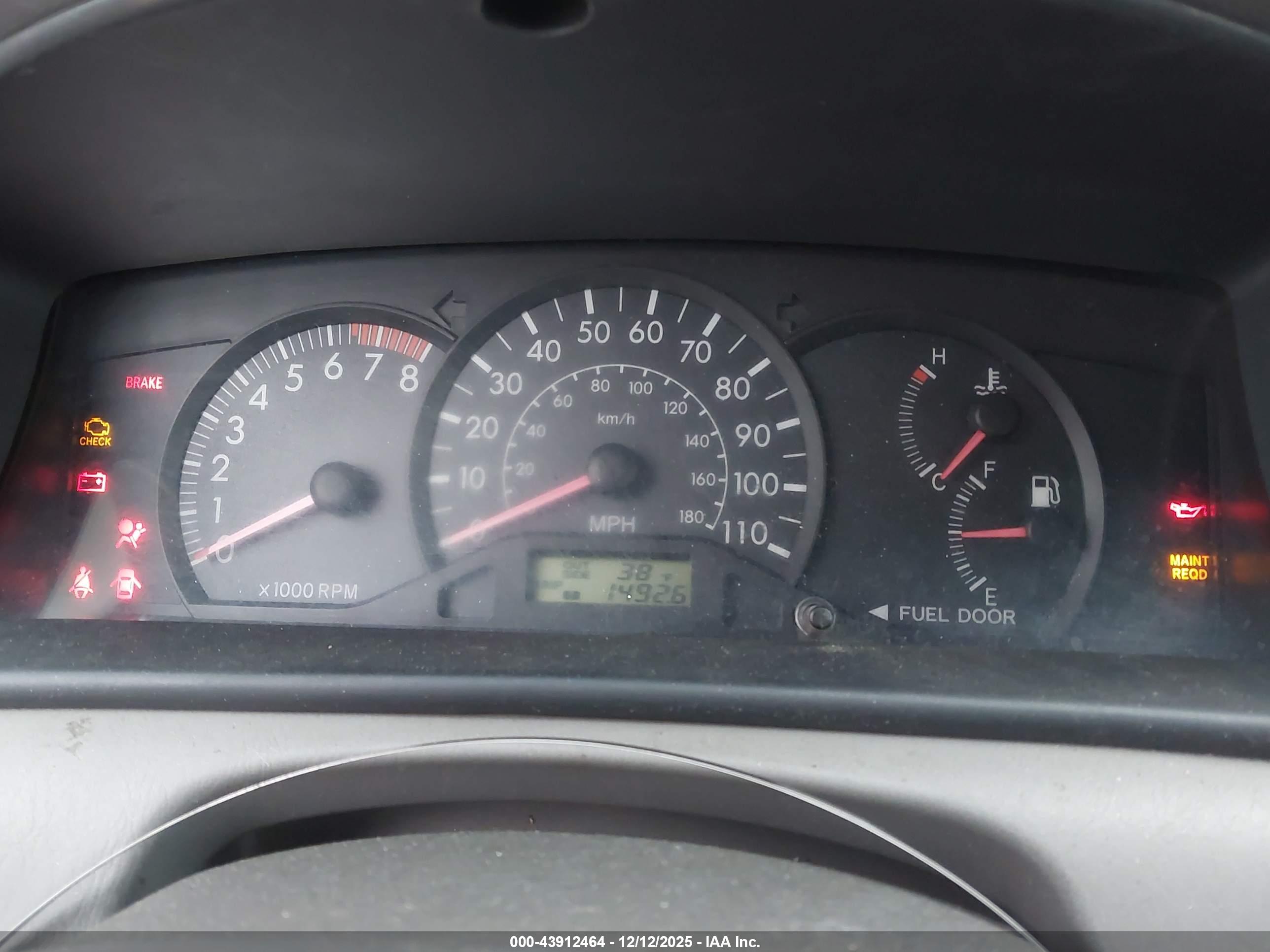 TOYOTA COROLLA image 7