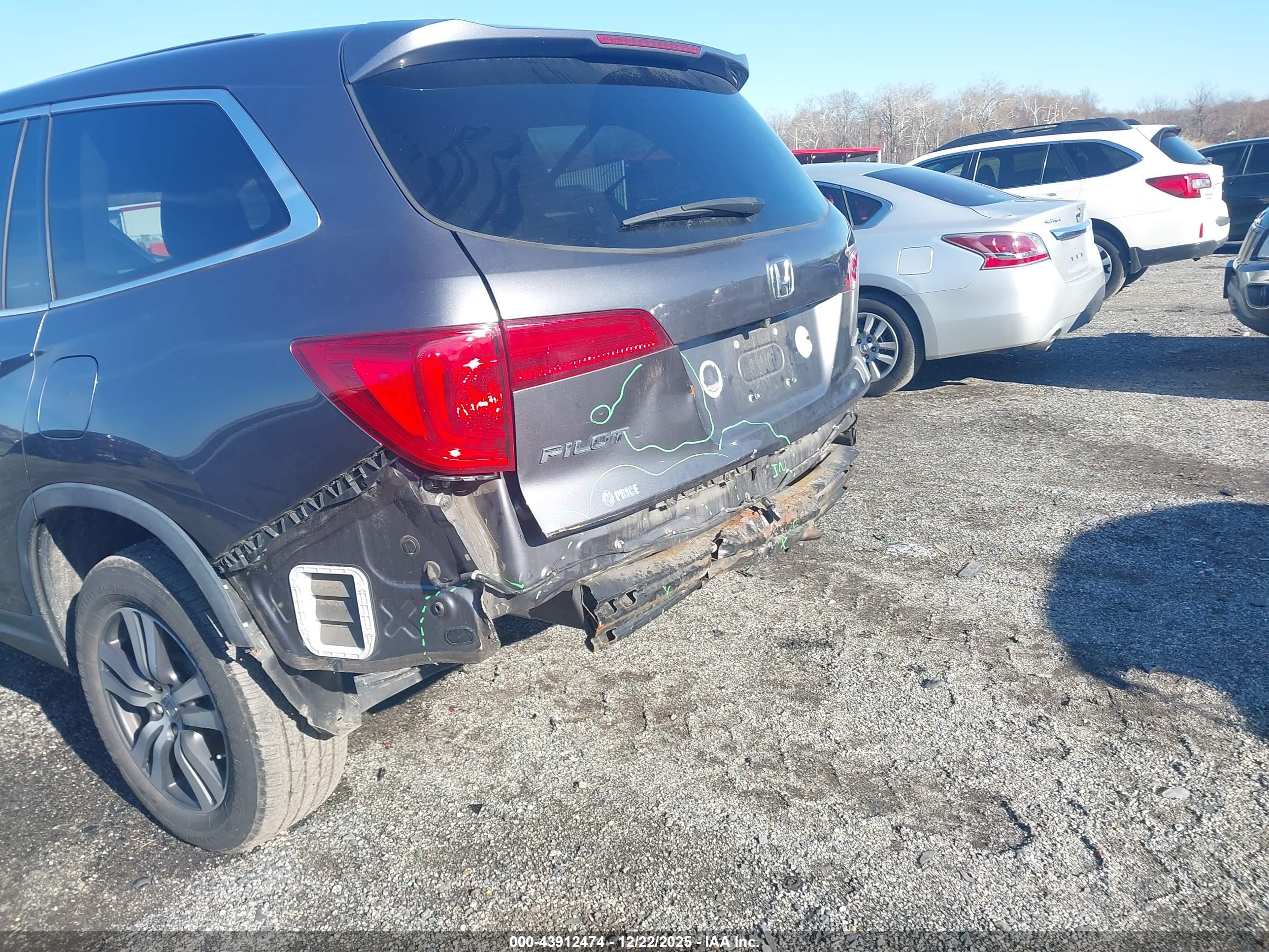 HONDA PILOT image 6