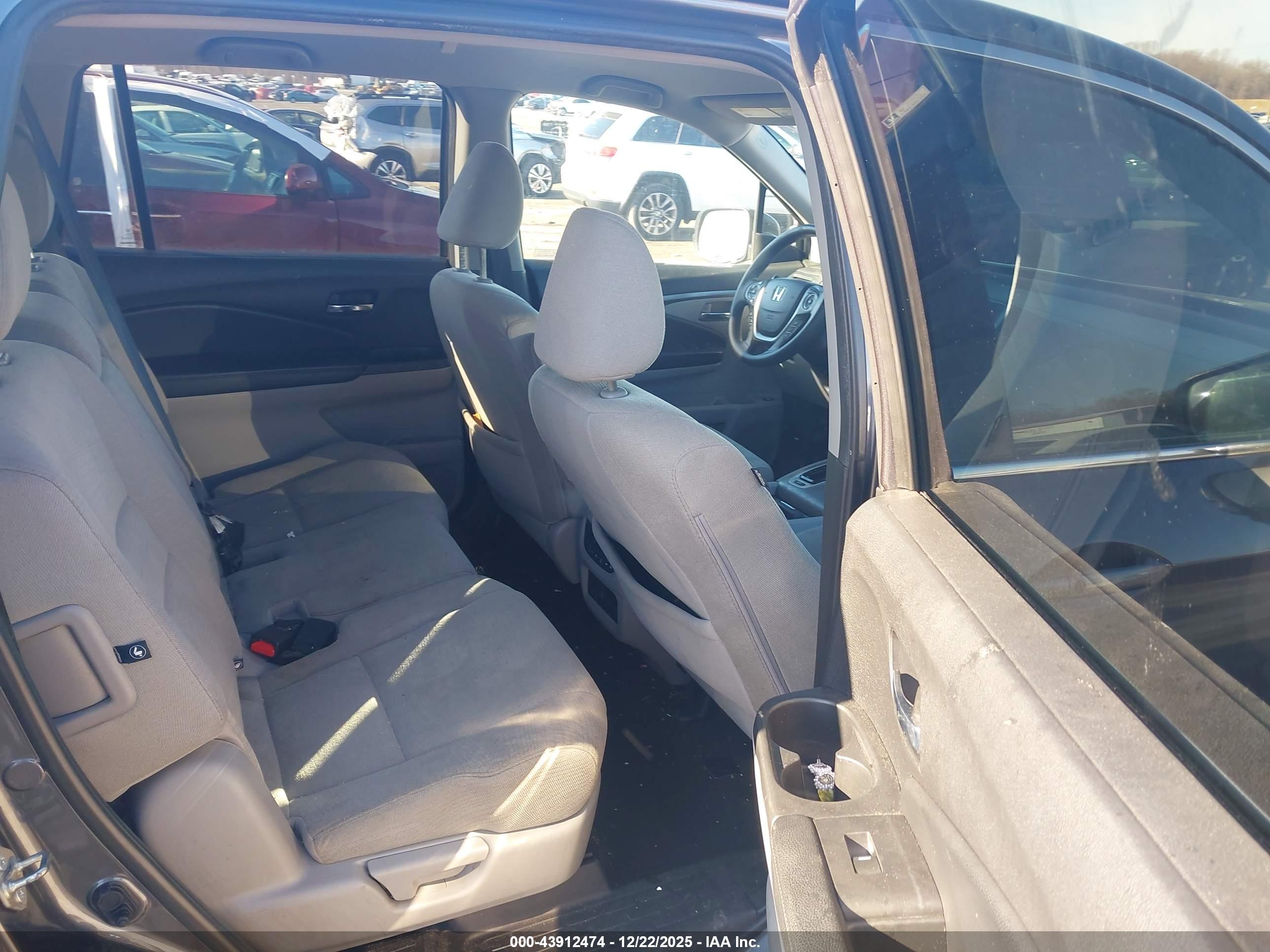 HONDA PILOT image 8