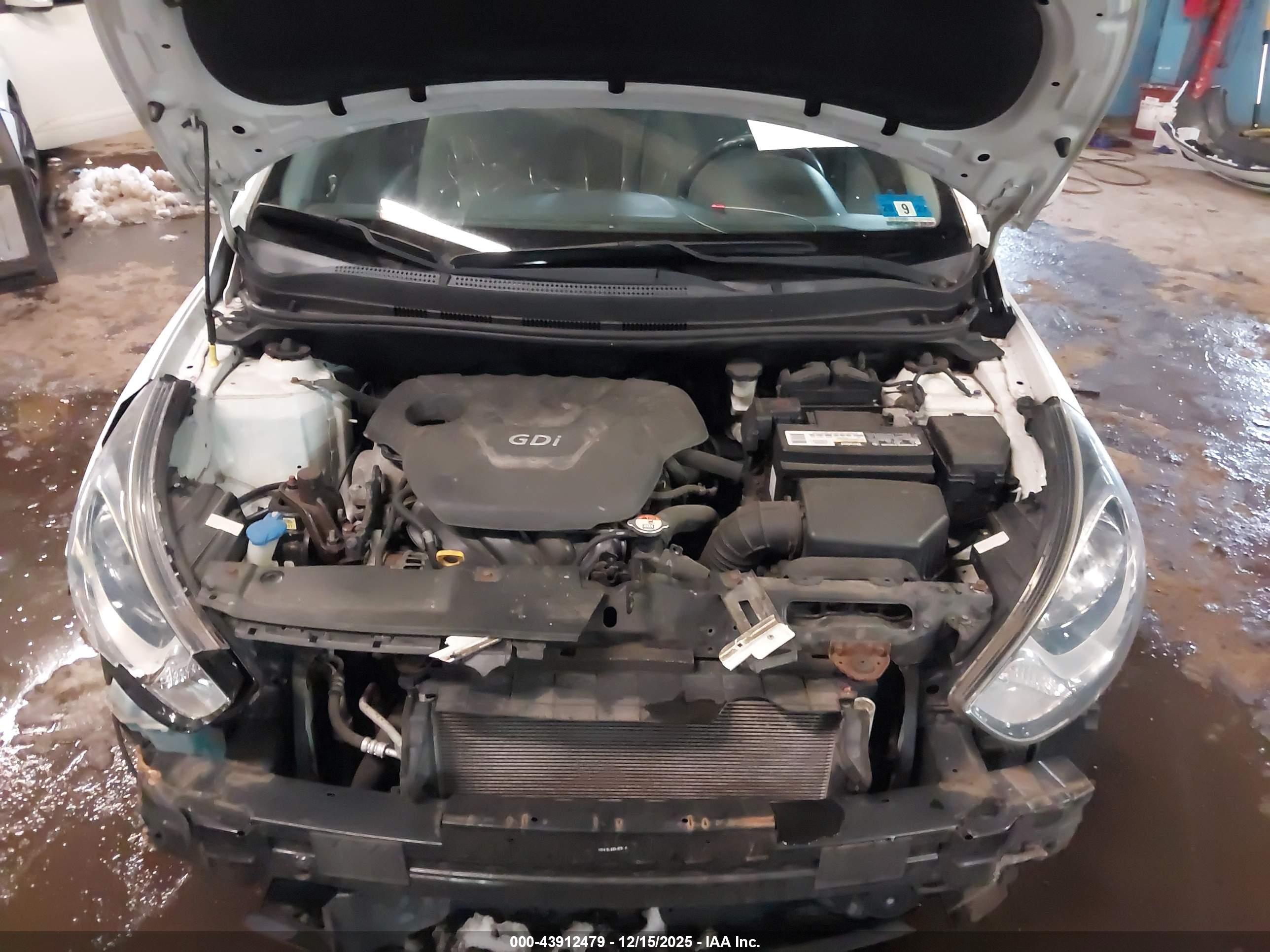 HYUNDAI ACCENT image 10