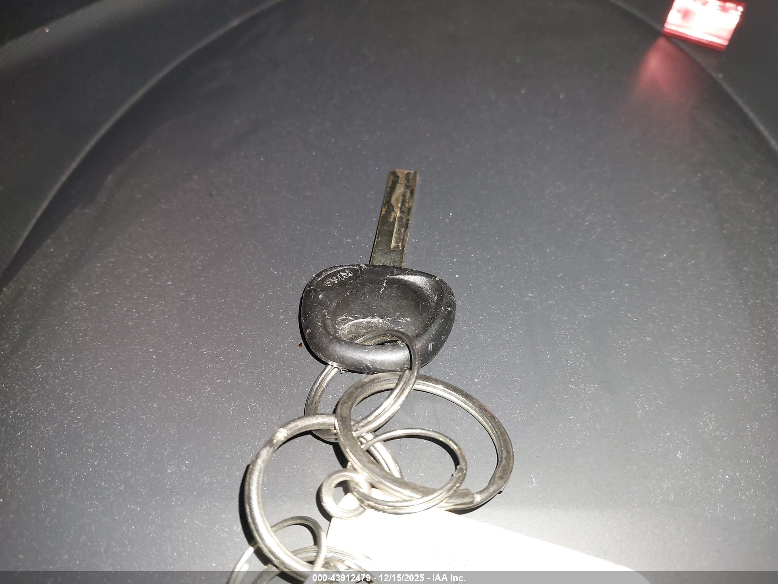 HYUNDAI ACCENT image 11
