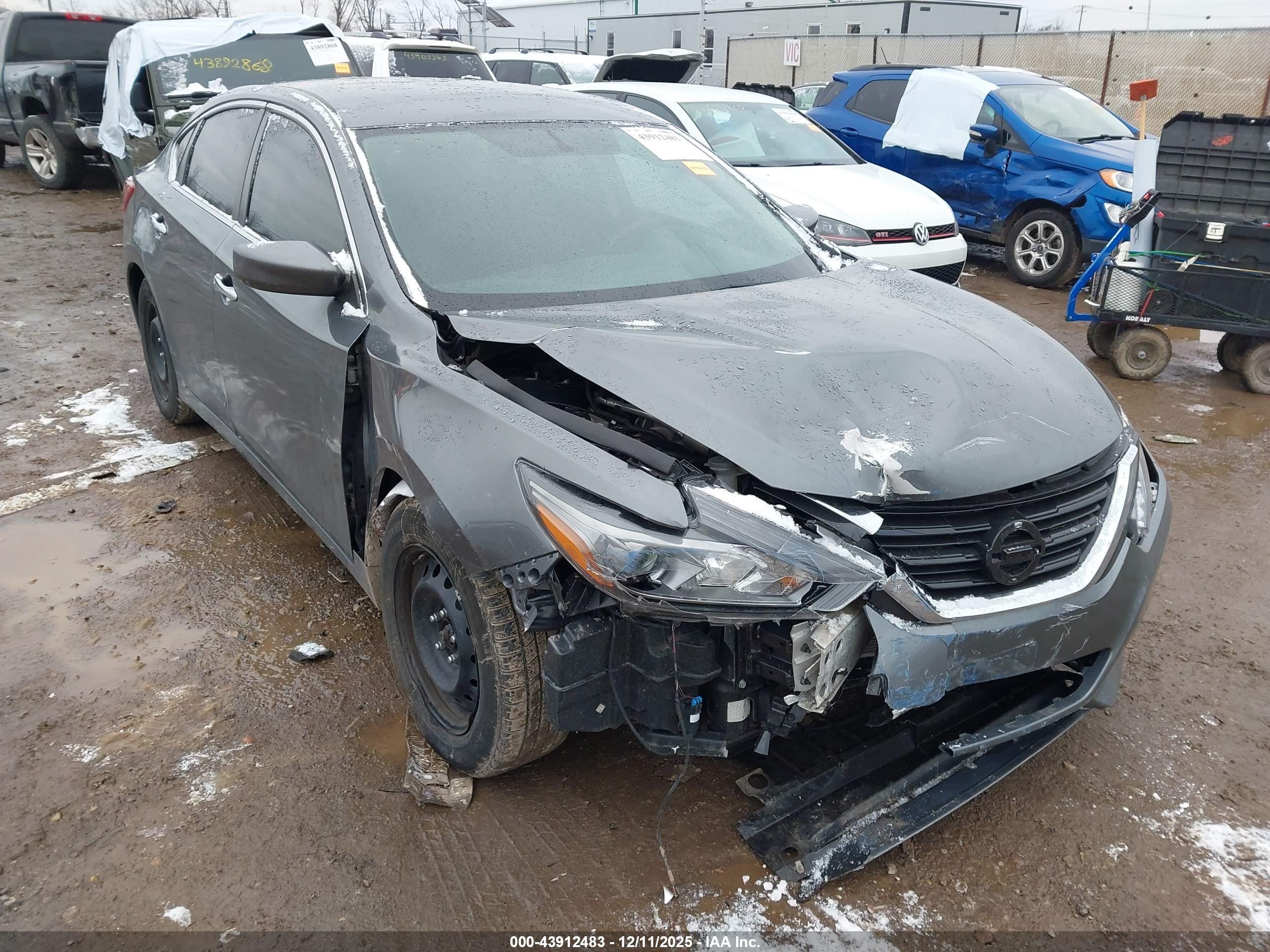 NISSAN ALTIMA image 6