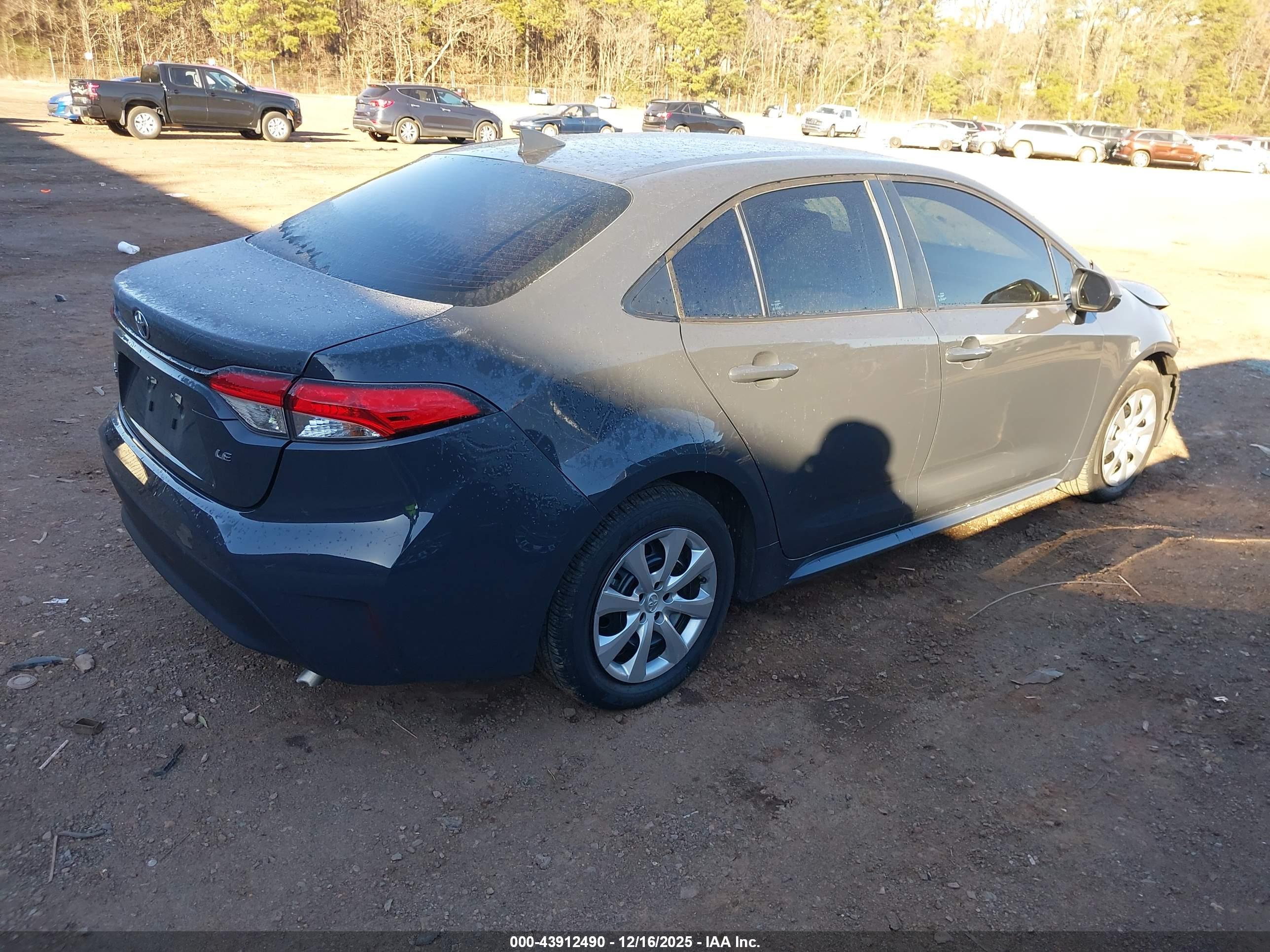 TOYOTA COROLLA image 4