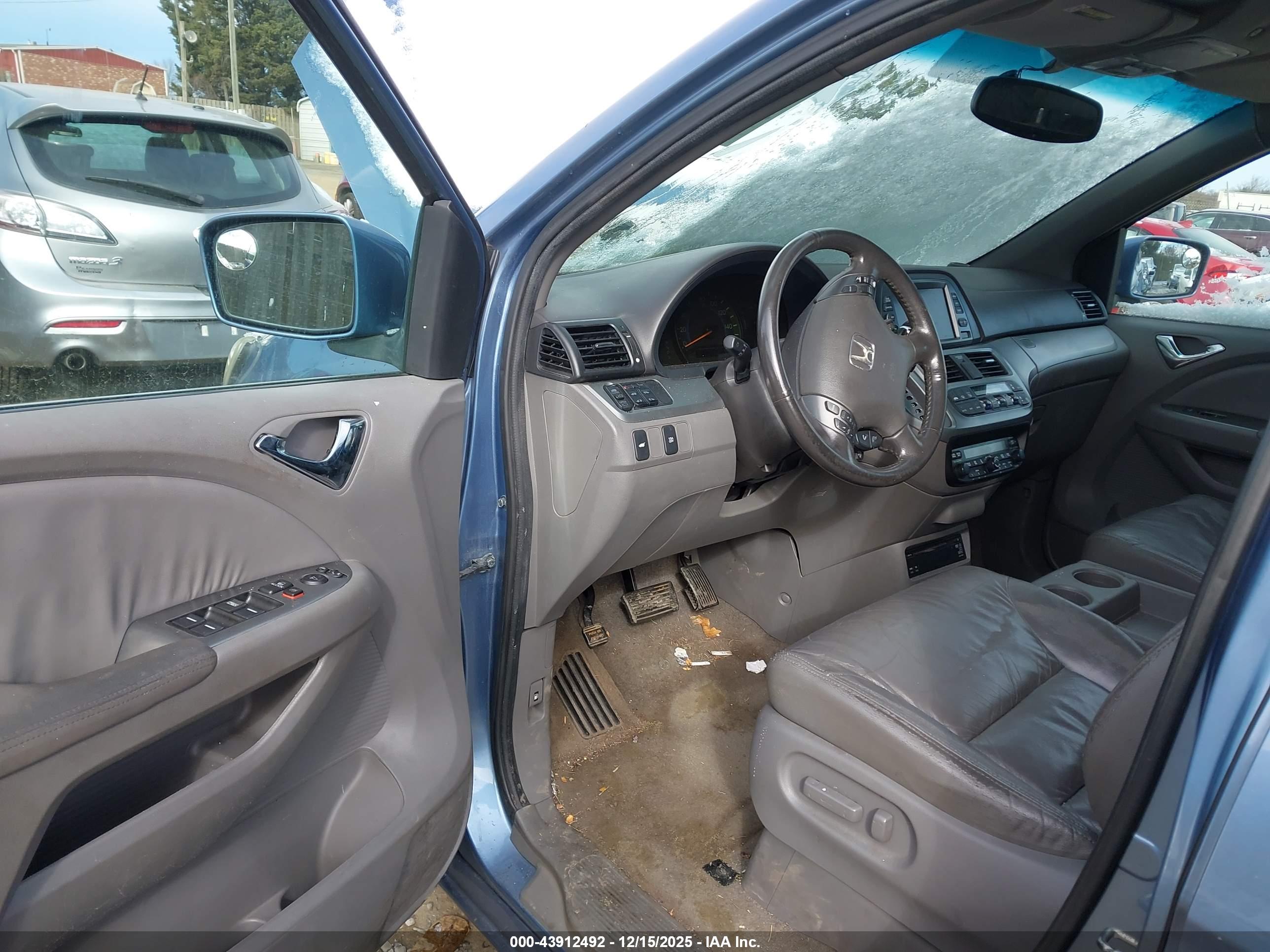 HONDA ODYSSEY image 5