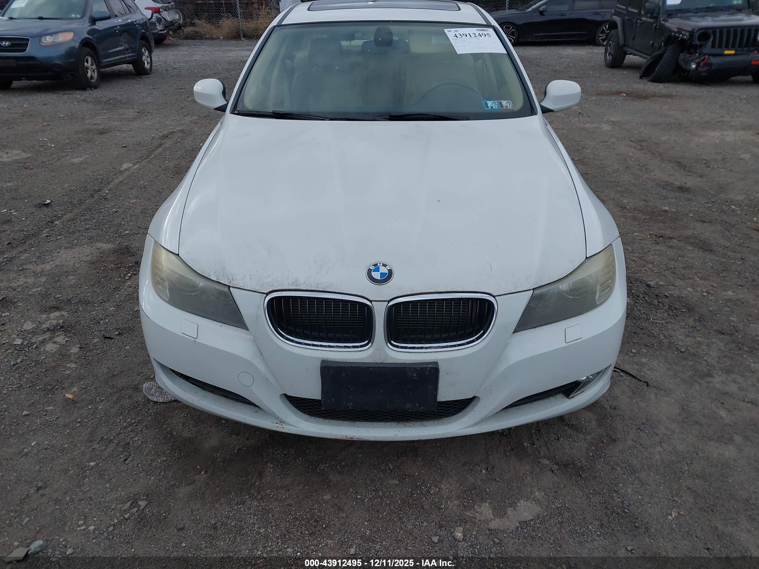 BMW 328I image 6