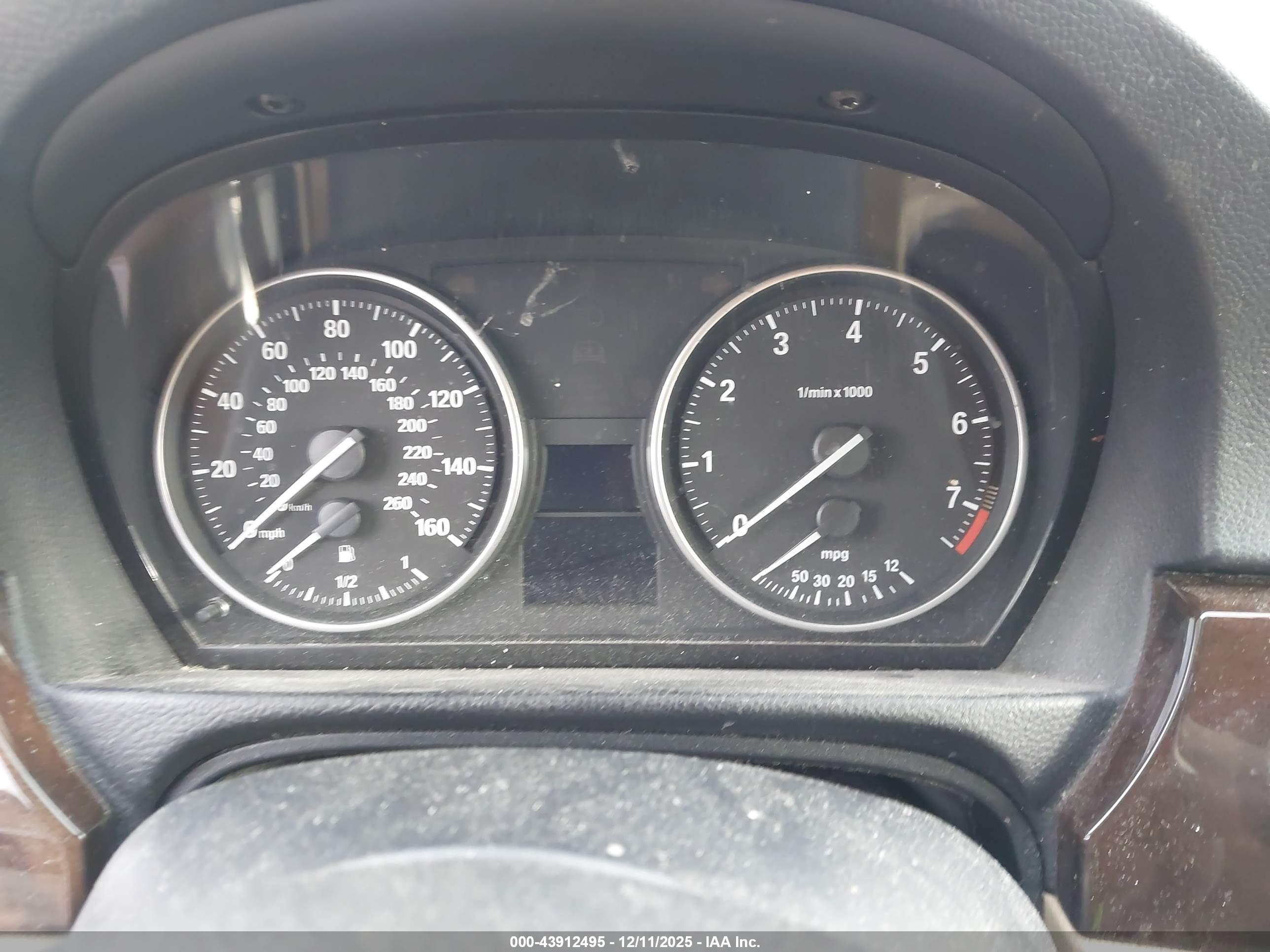 BMW 328I image 7