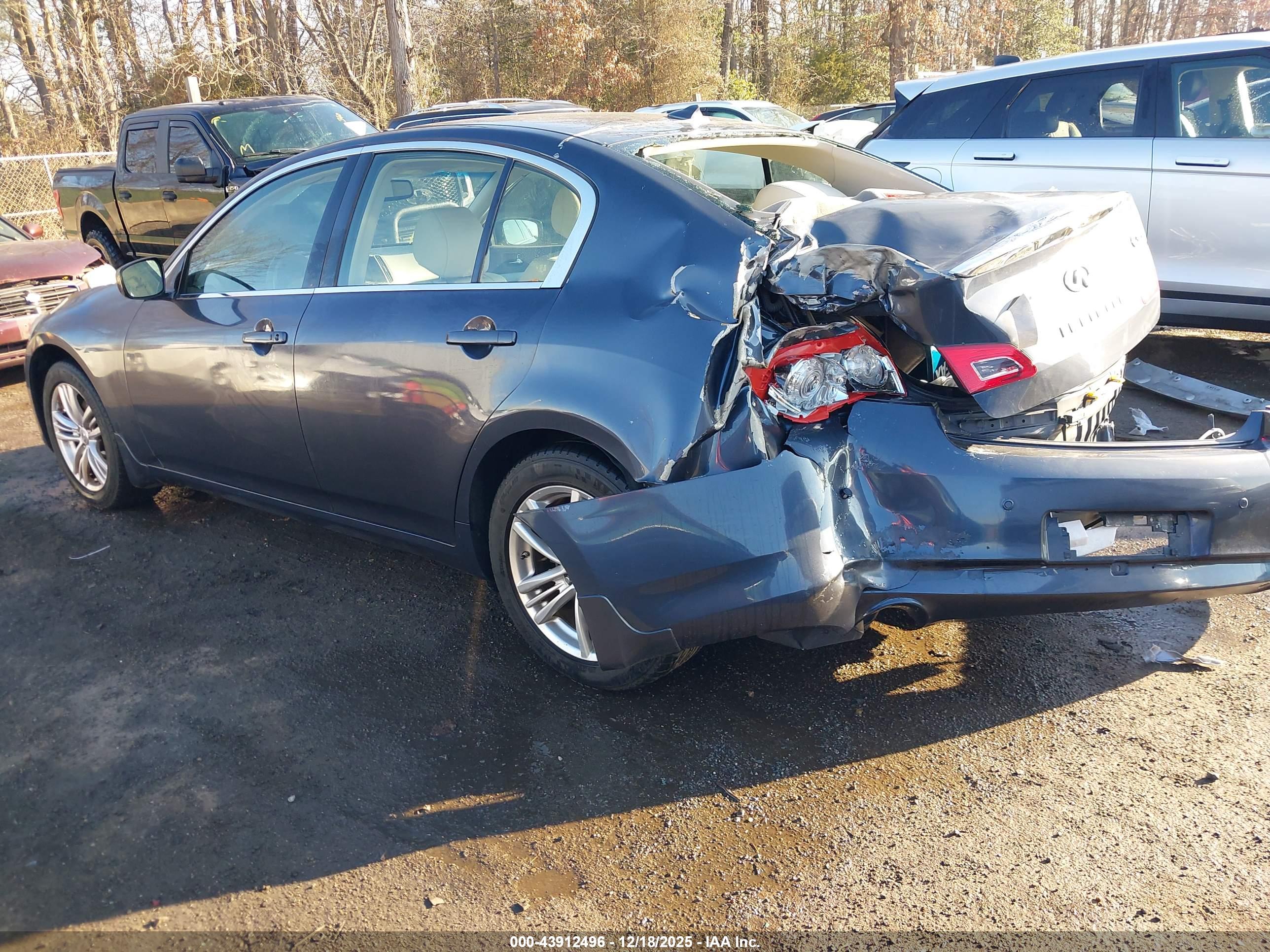 INFINITI G37X image 3