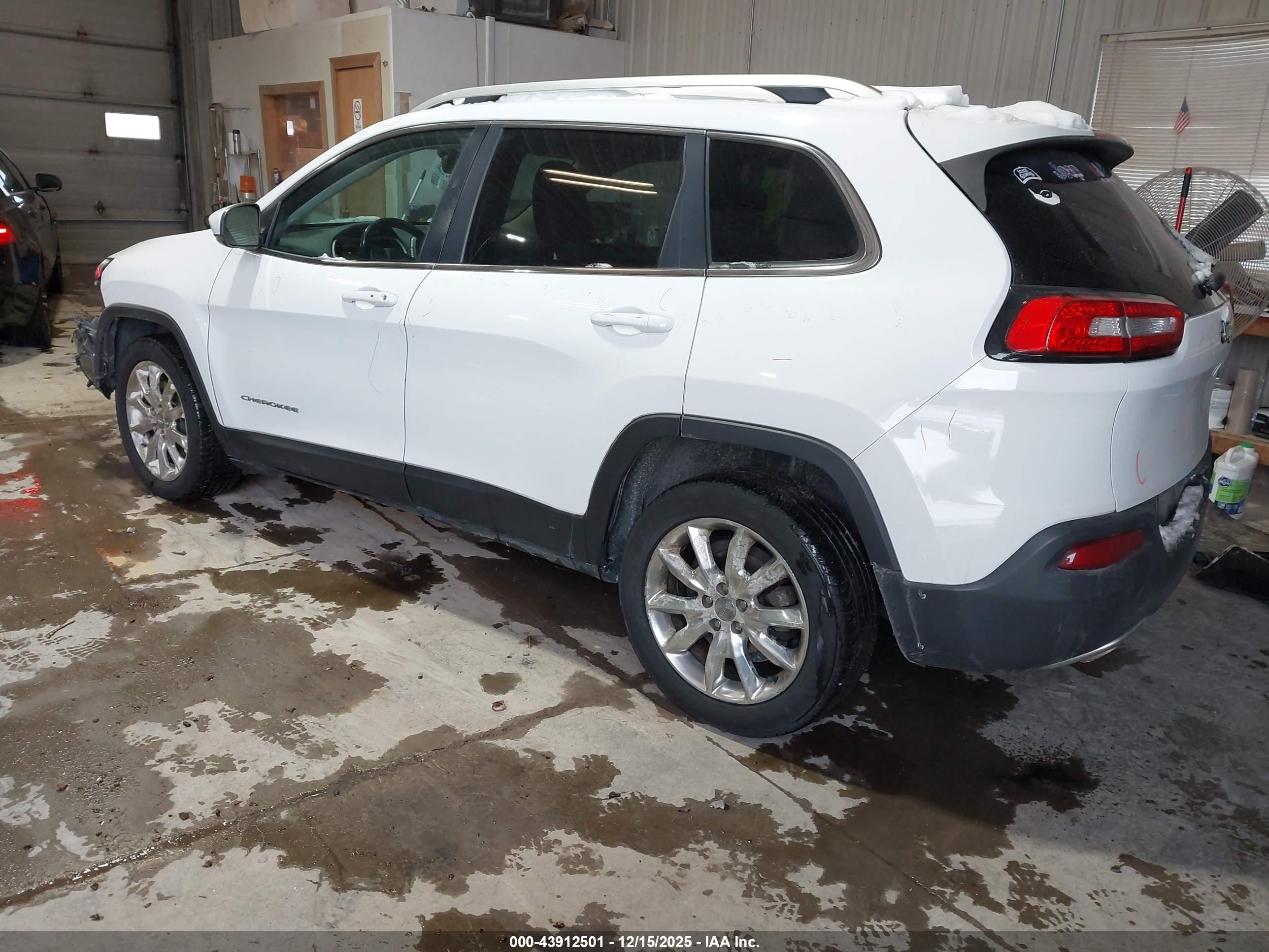 JEEP CHEROKEE image 3