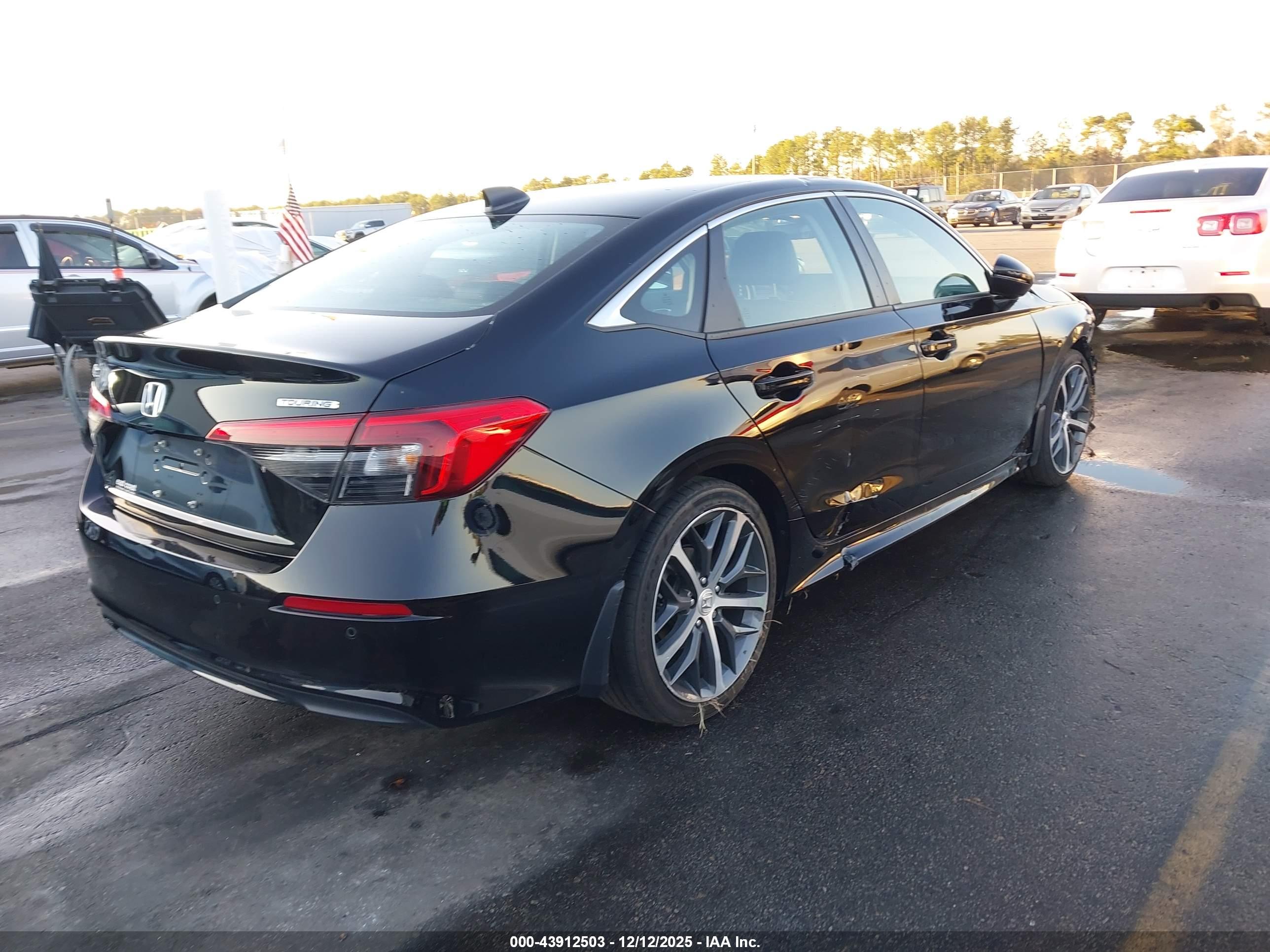 HONDA CIVIC image 4