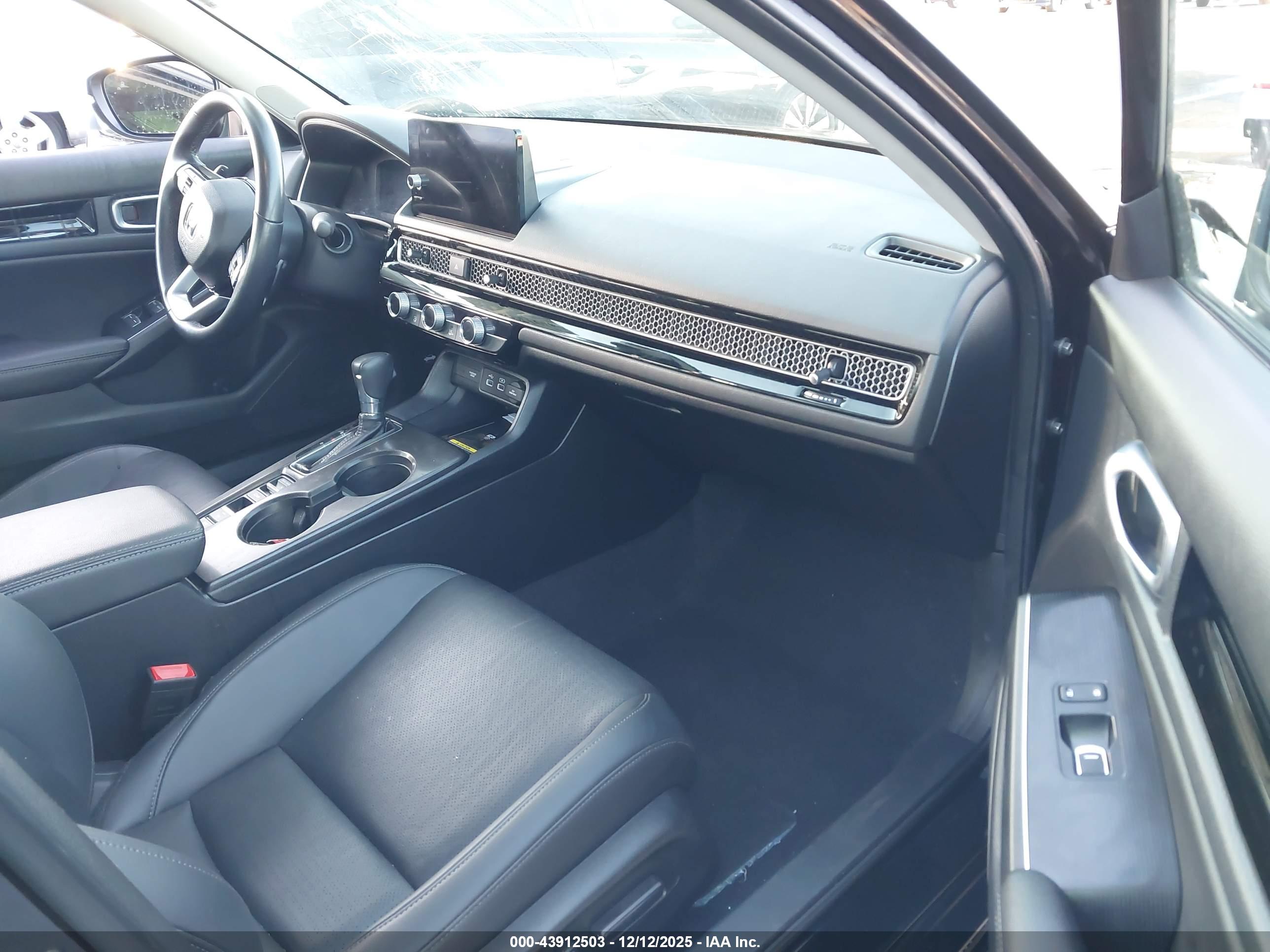 HONDA CIVIC image 5