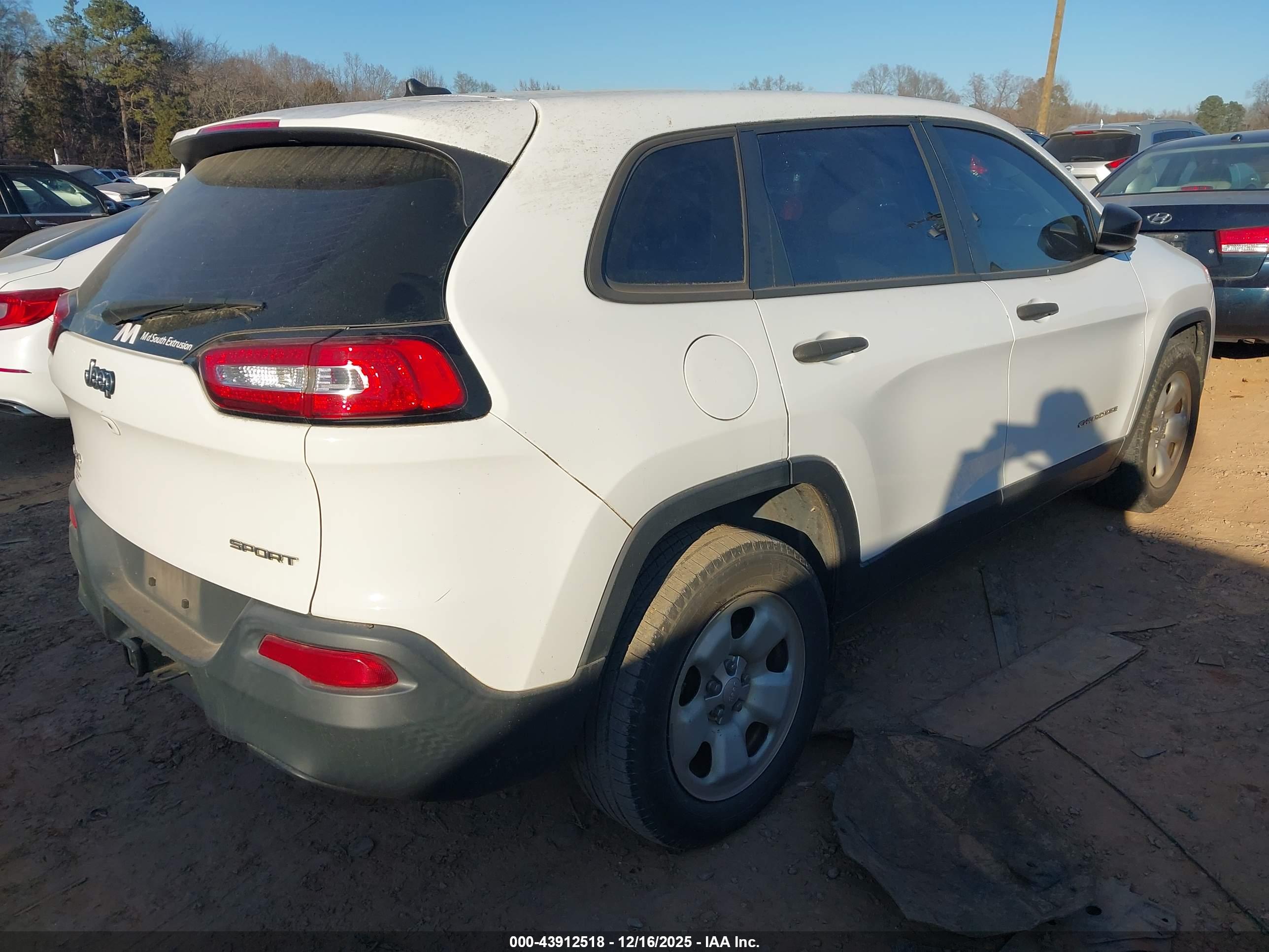 JEEP CHEROKEE image 4