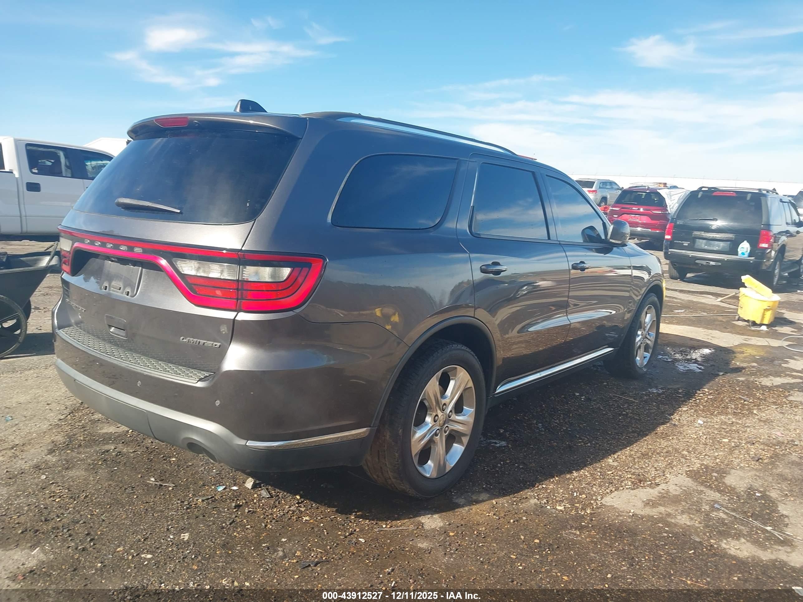 DODGE DURANGO image 4