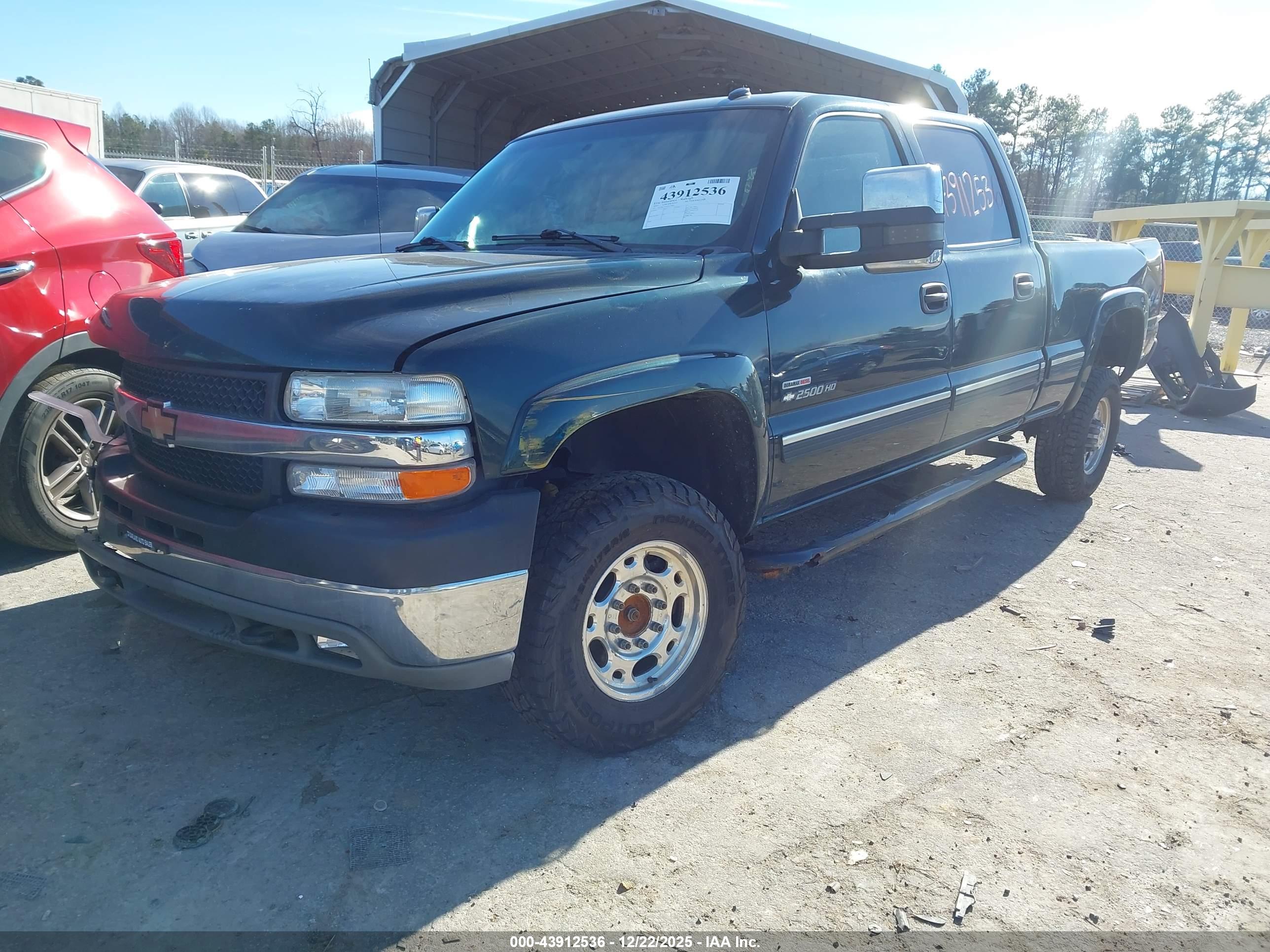 CHEVROLET SILVERADO image 2