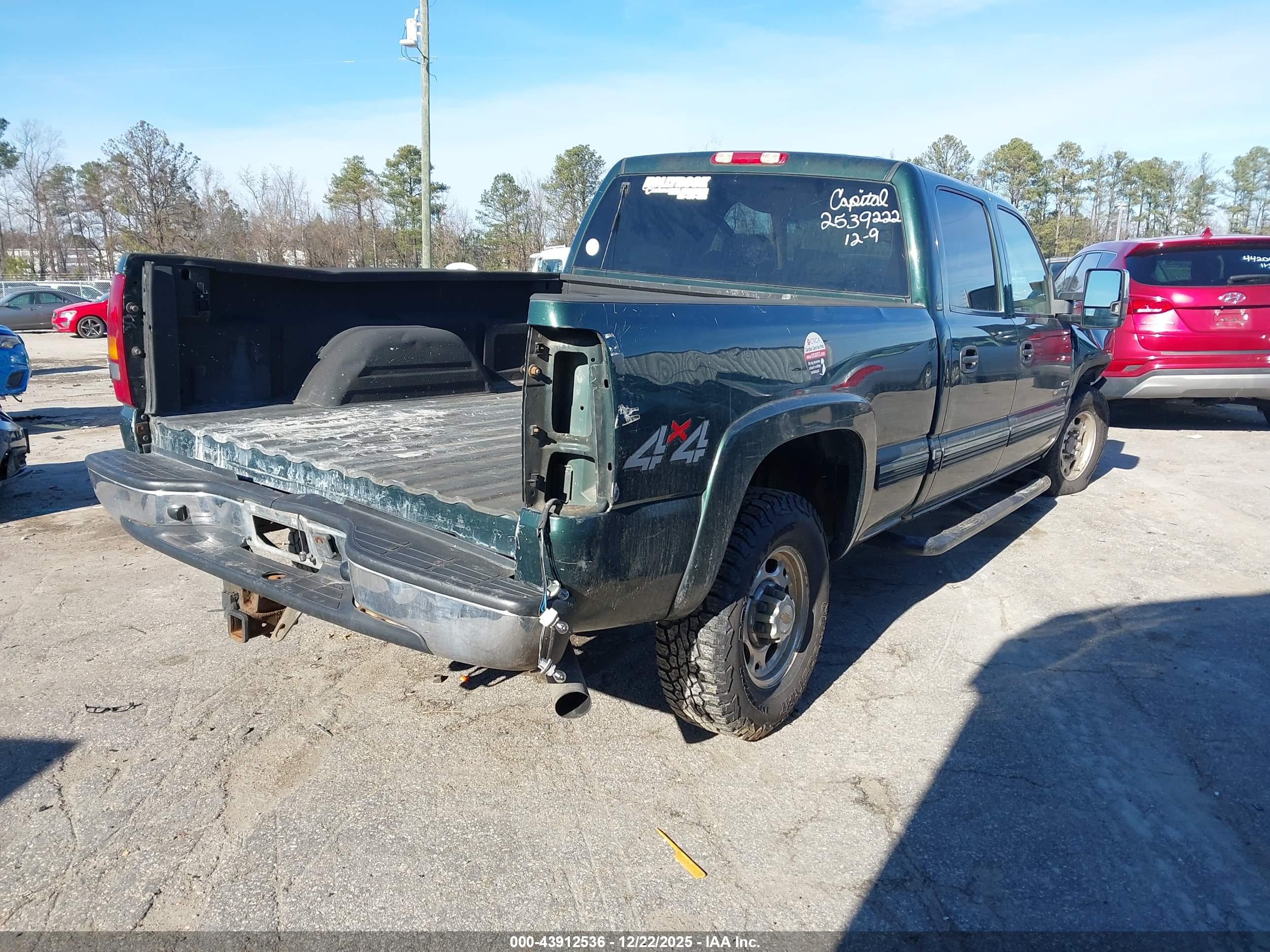 CHEVROLET SILVERADO image 4