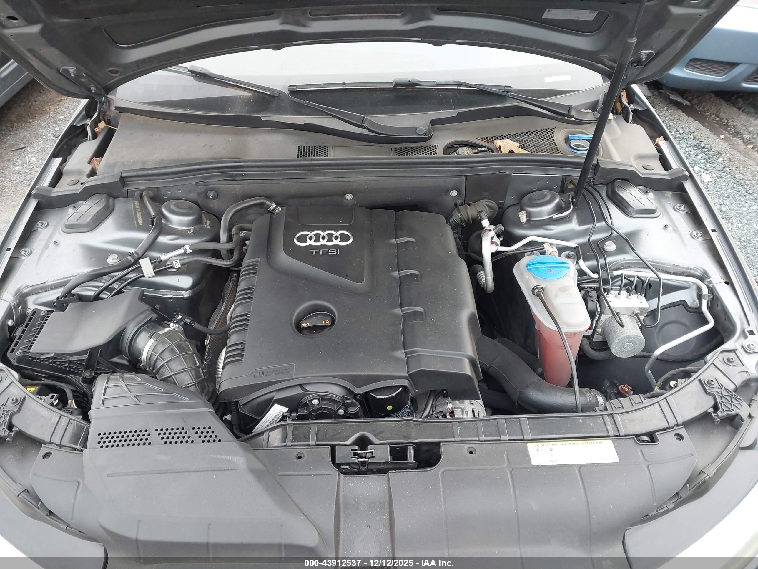 AUDI A4 image 10