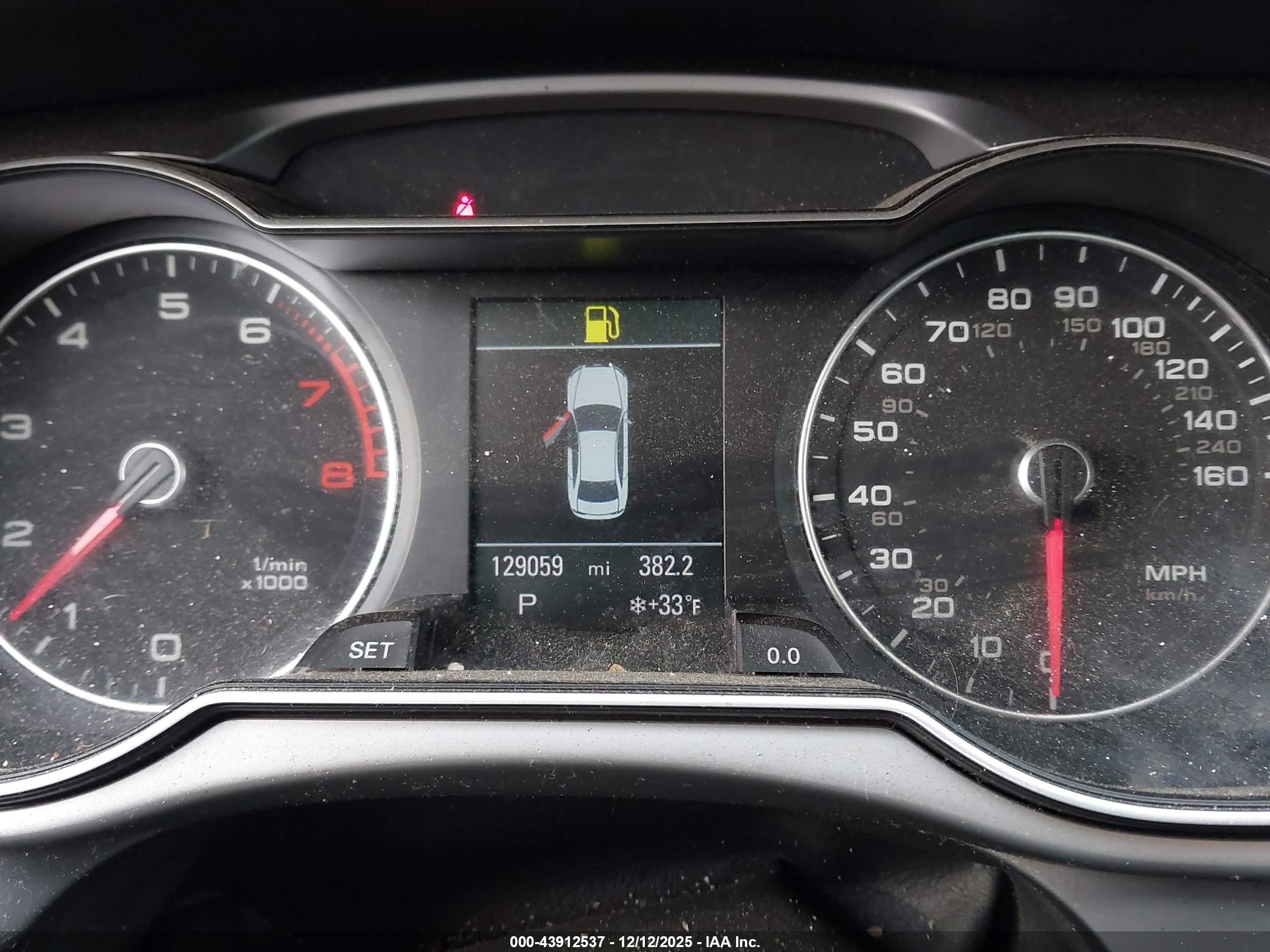 AUDI A4 image 7