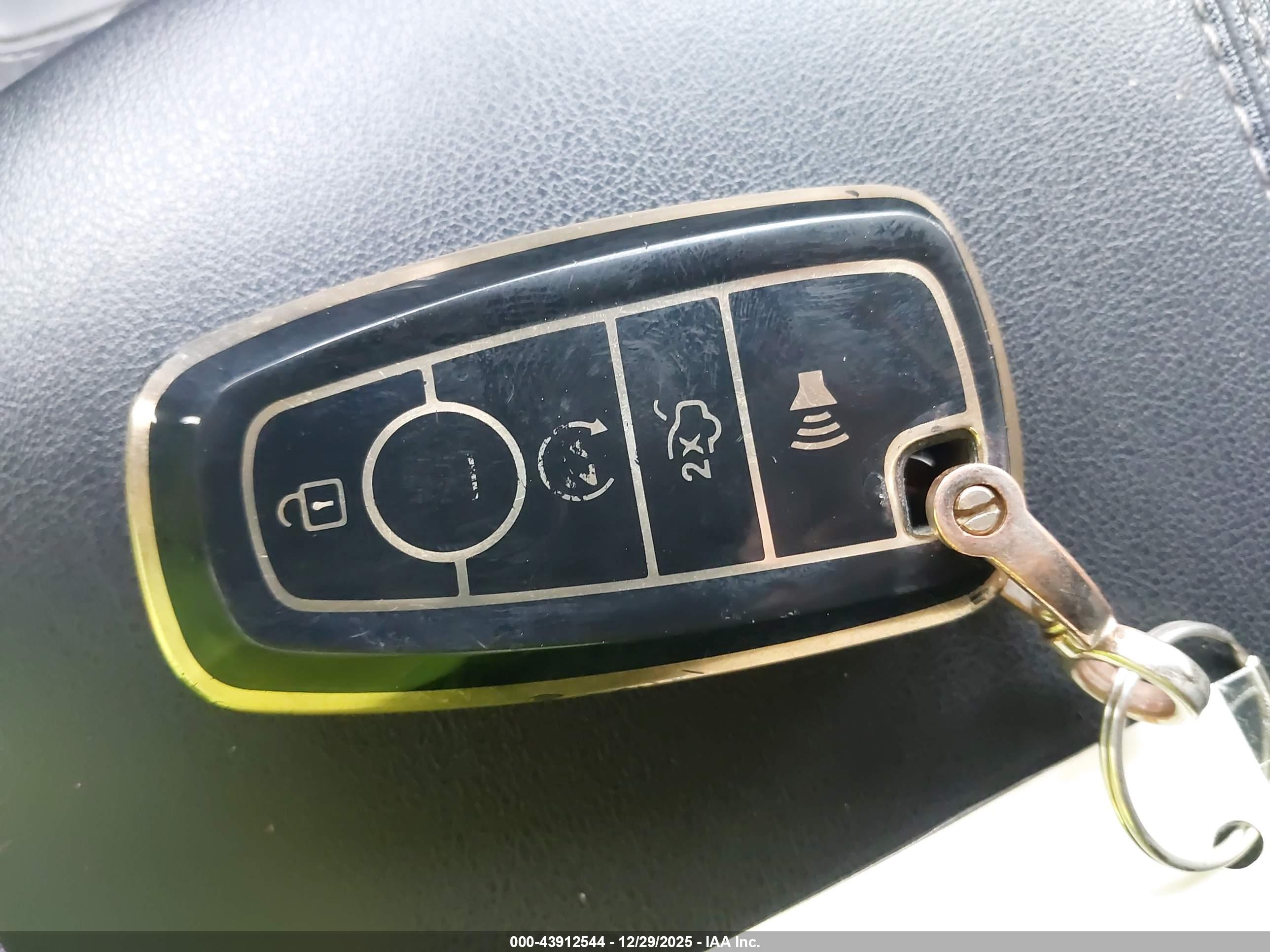 FORD EDGE image 11