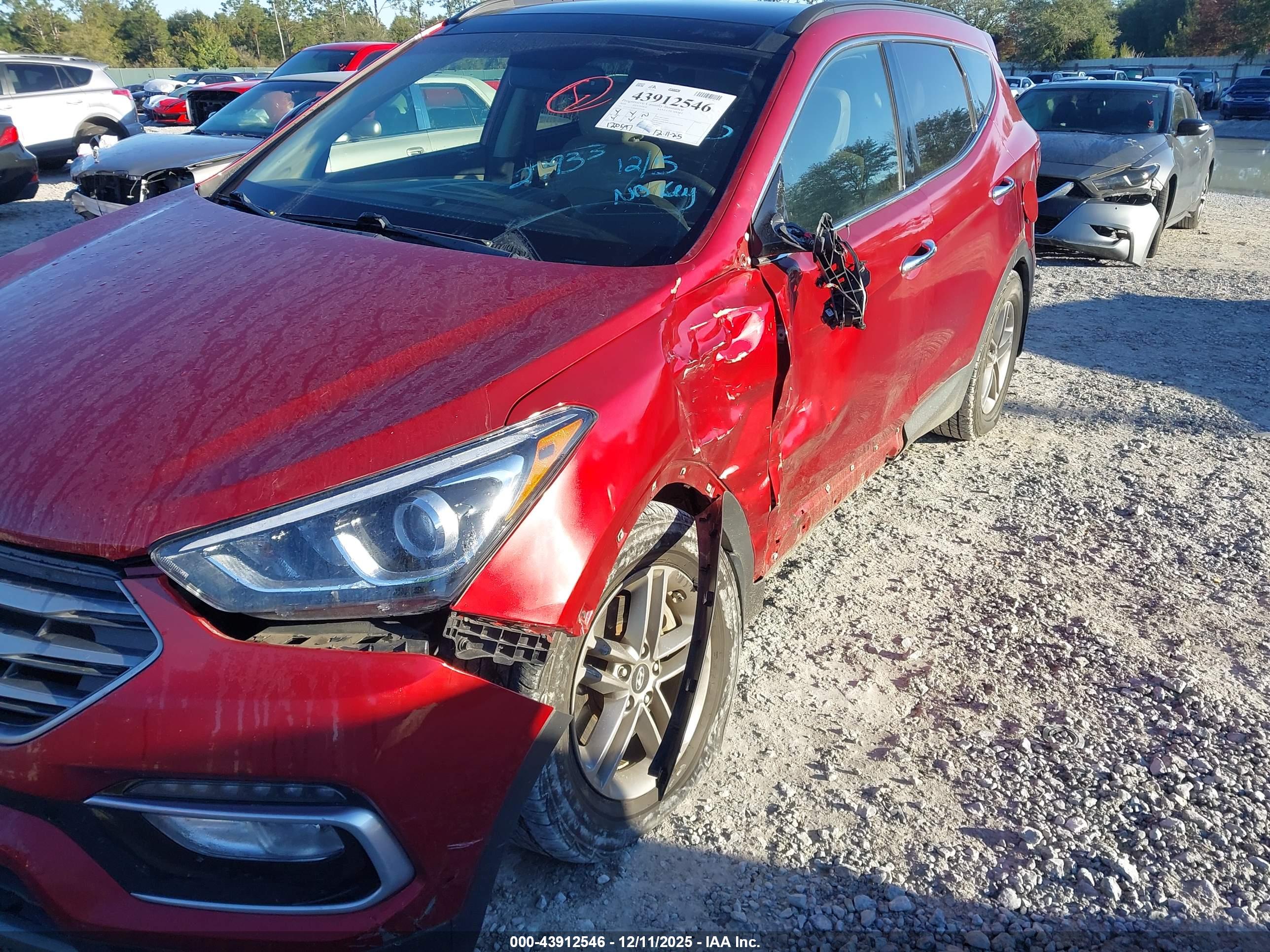 HYUNDAI SANTA image 6