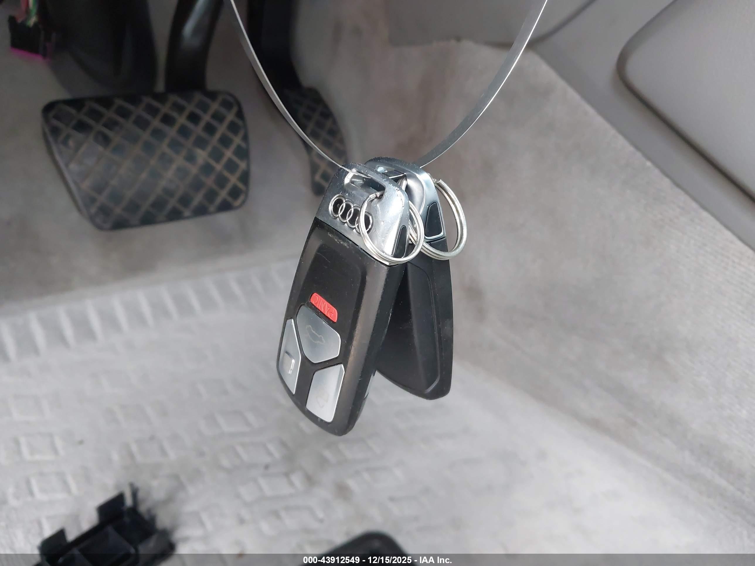 AUDI Q7 image 11
