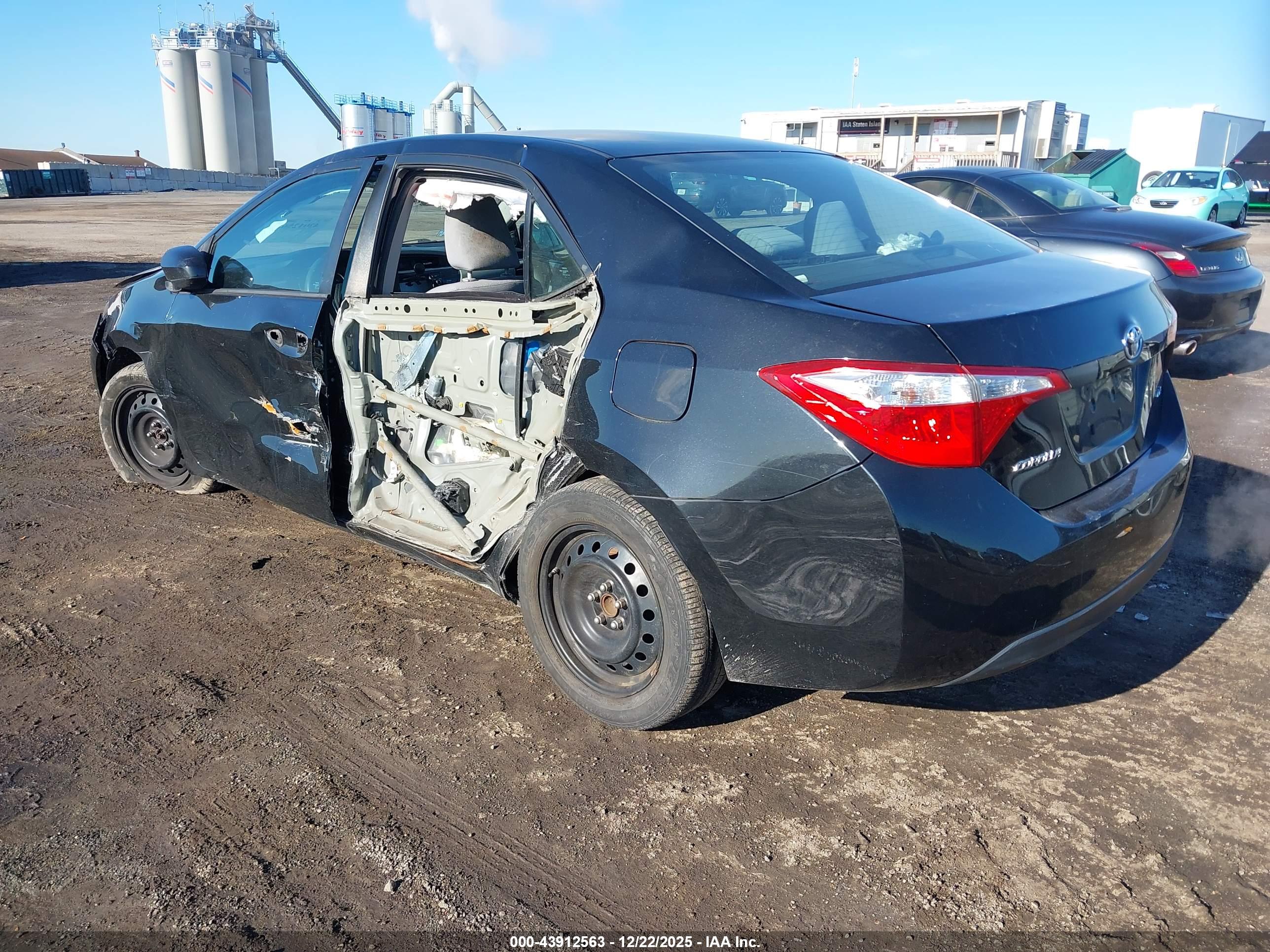 TOYOTA COROLLA image 3