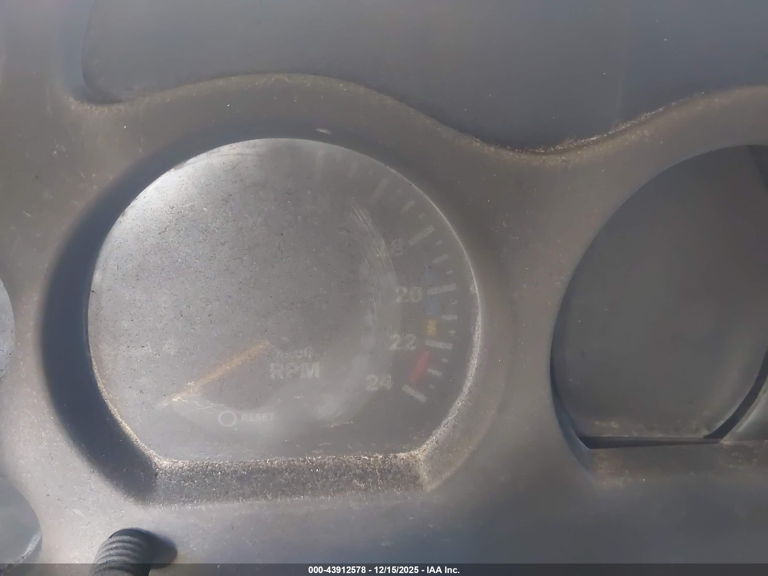 MACK 600 image 6