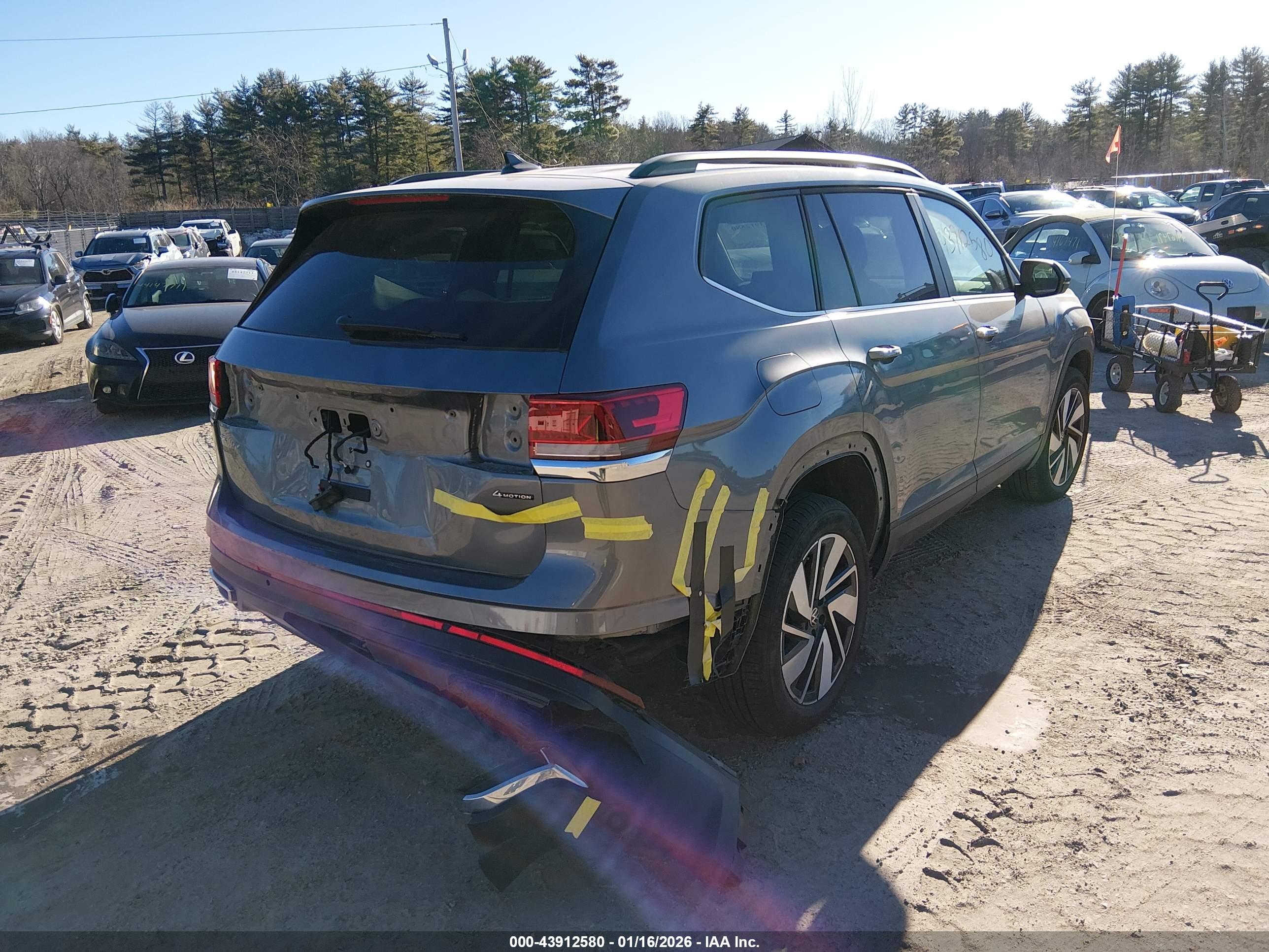 VOLKSWAGEN ATLAS image 4