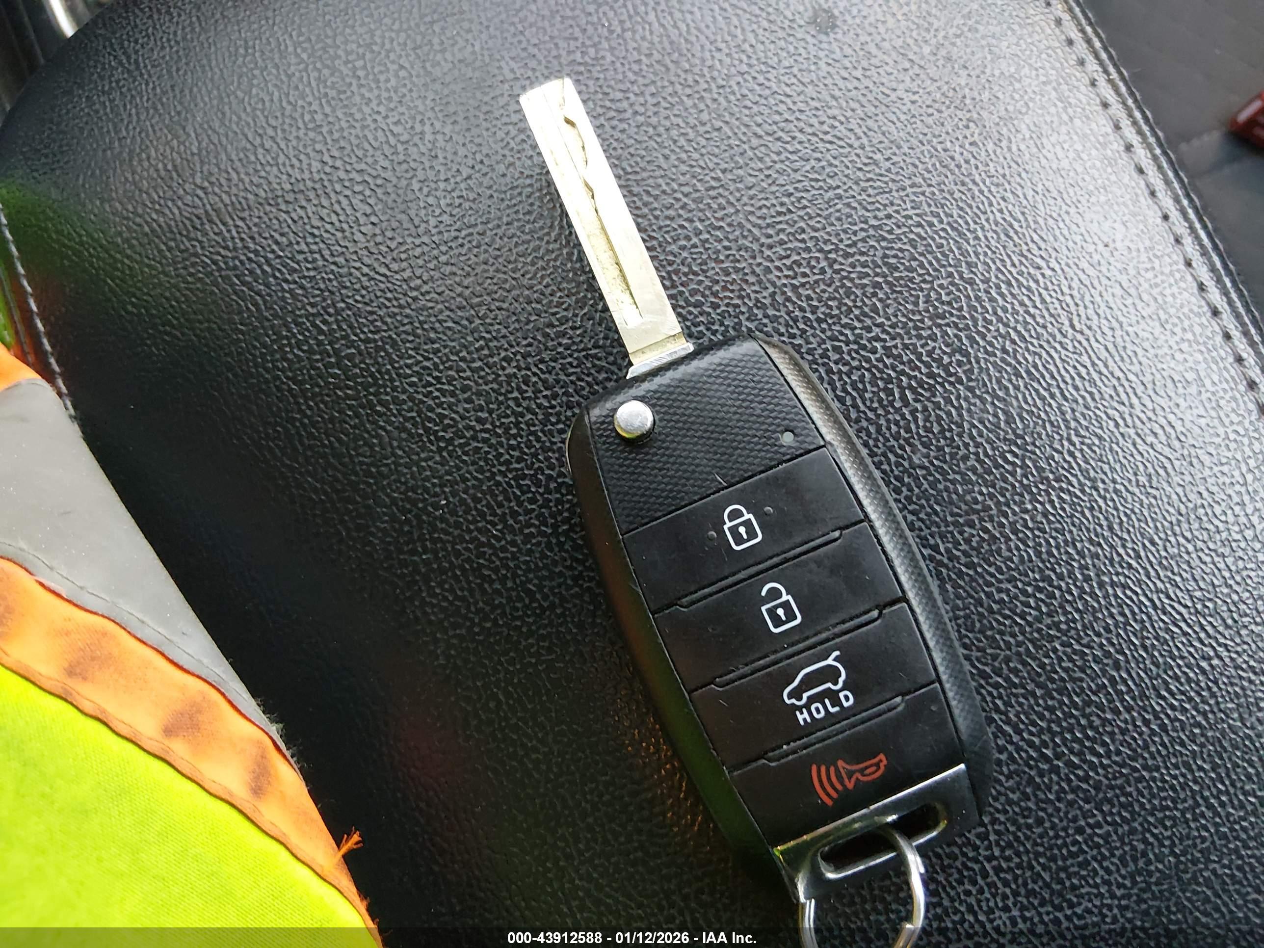 KIA SORENTO image 11