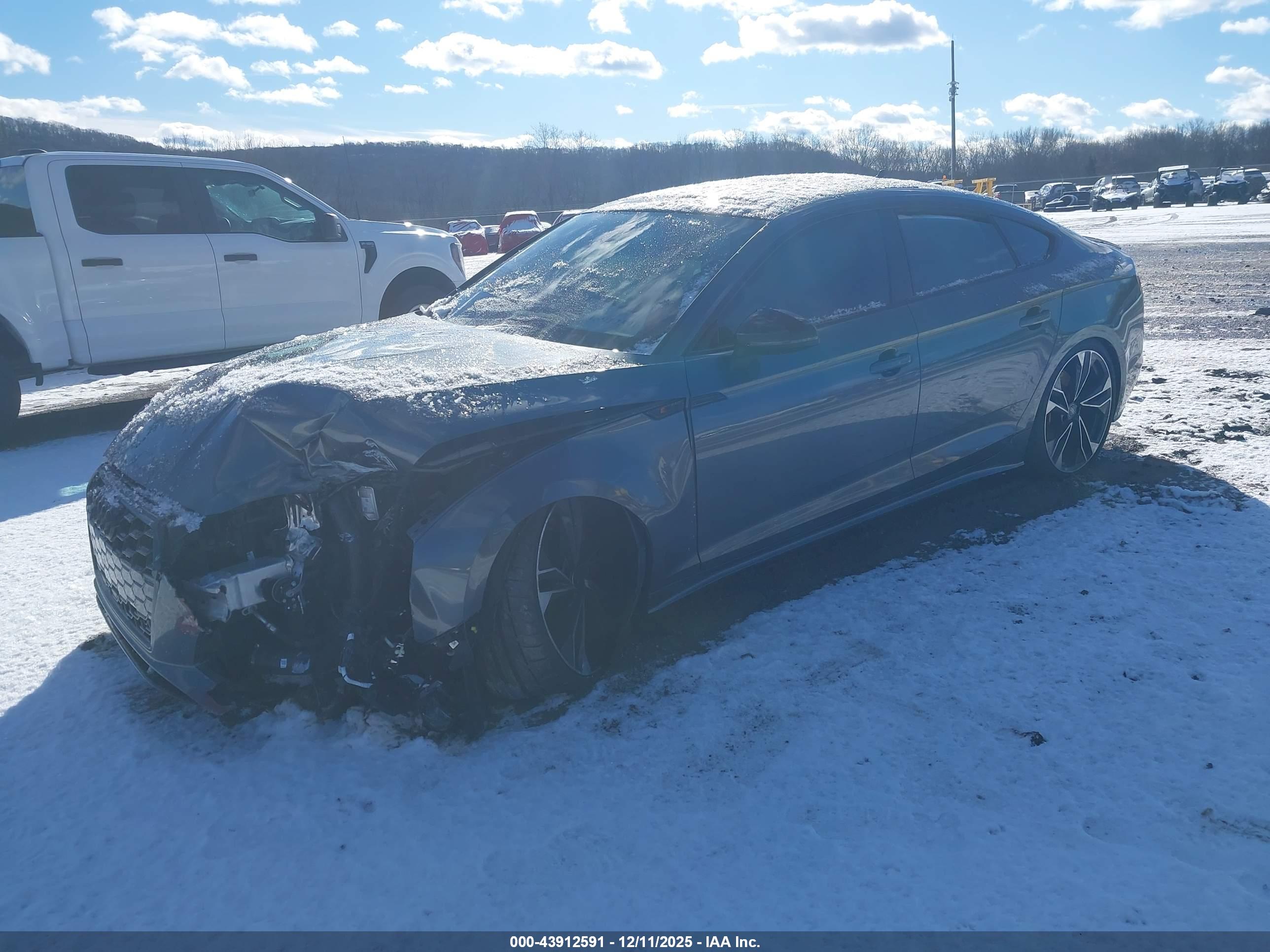 AUDI S5 image 2