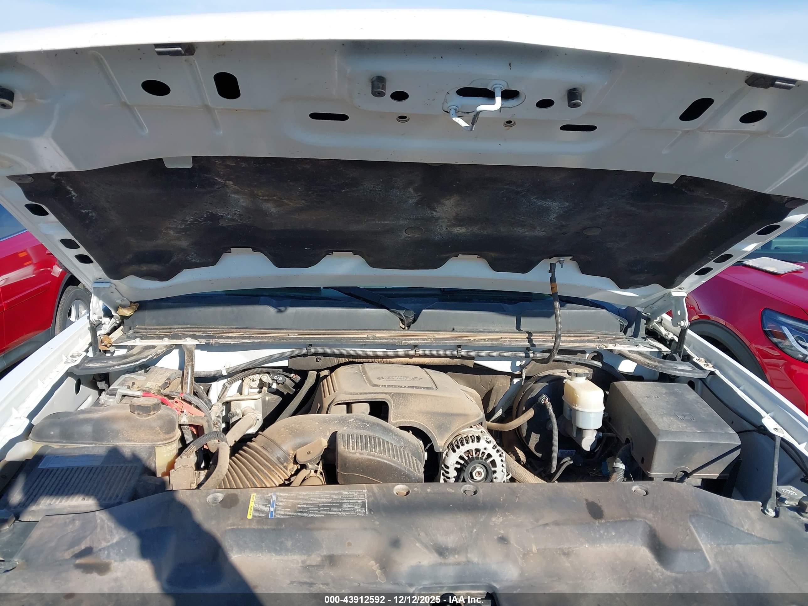 CHEVROLET SILVERADO image 10