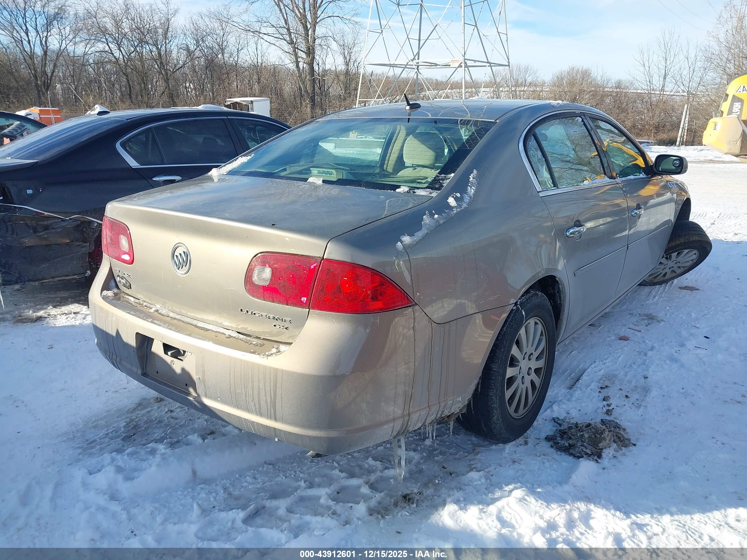 BUICK LUCERNE image 4
