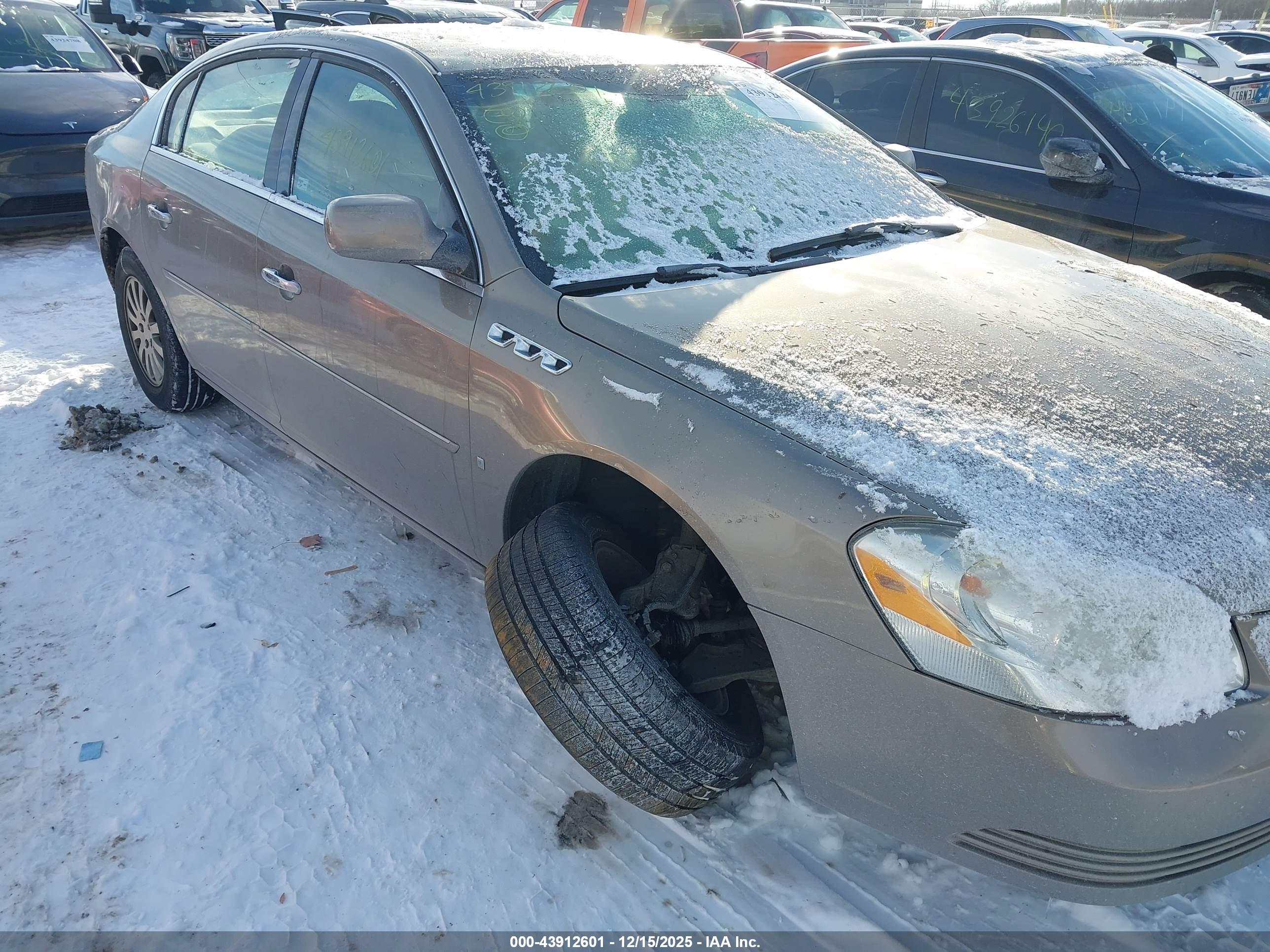 BUICK LUCERNE image 6