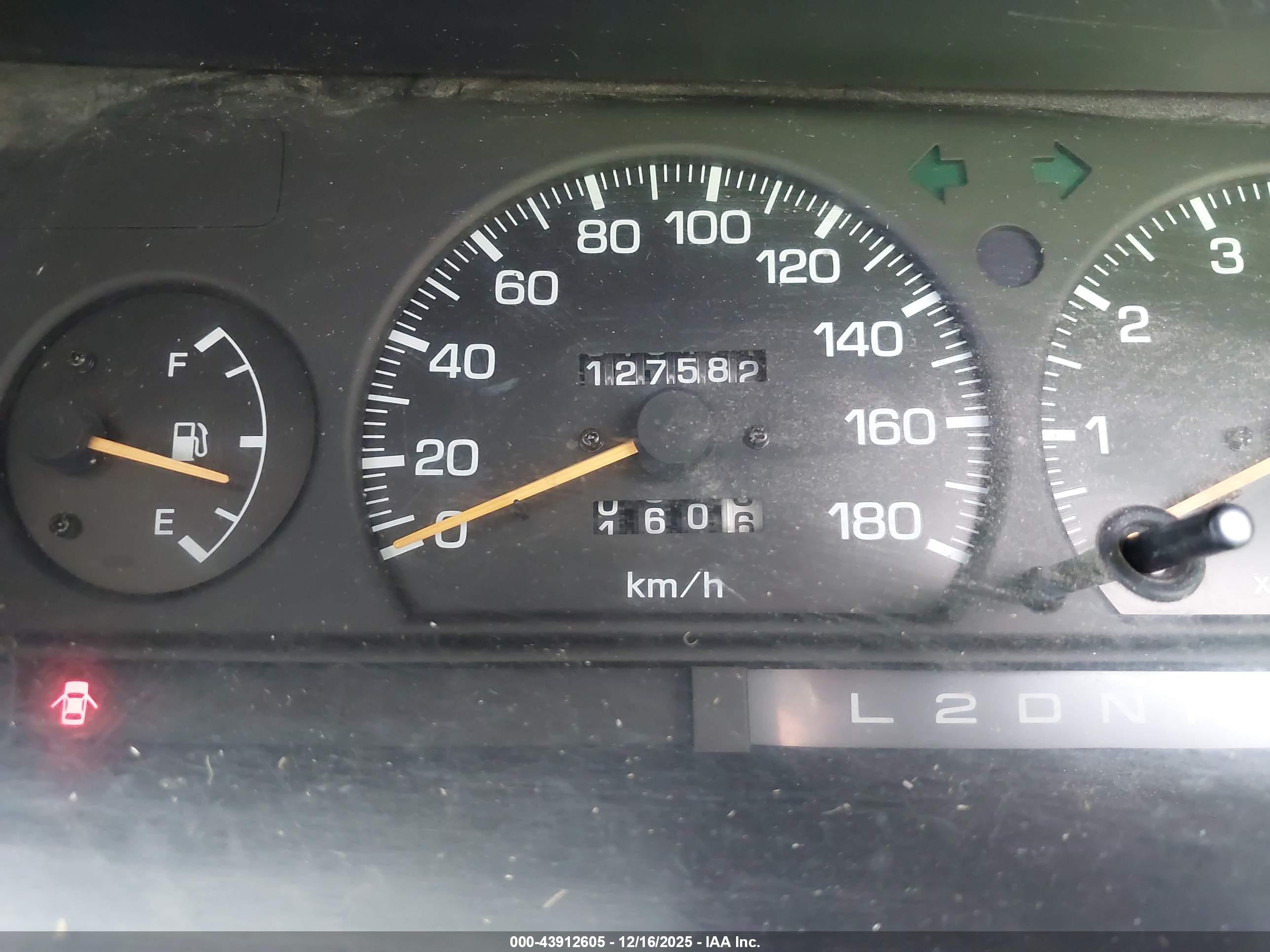 TOYOTA PREVIA image 7
