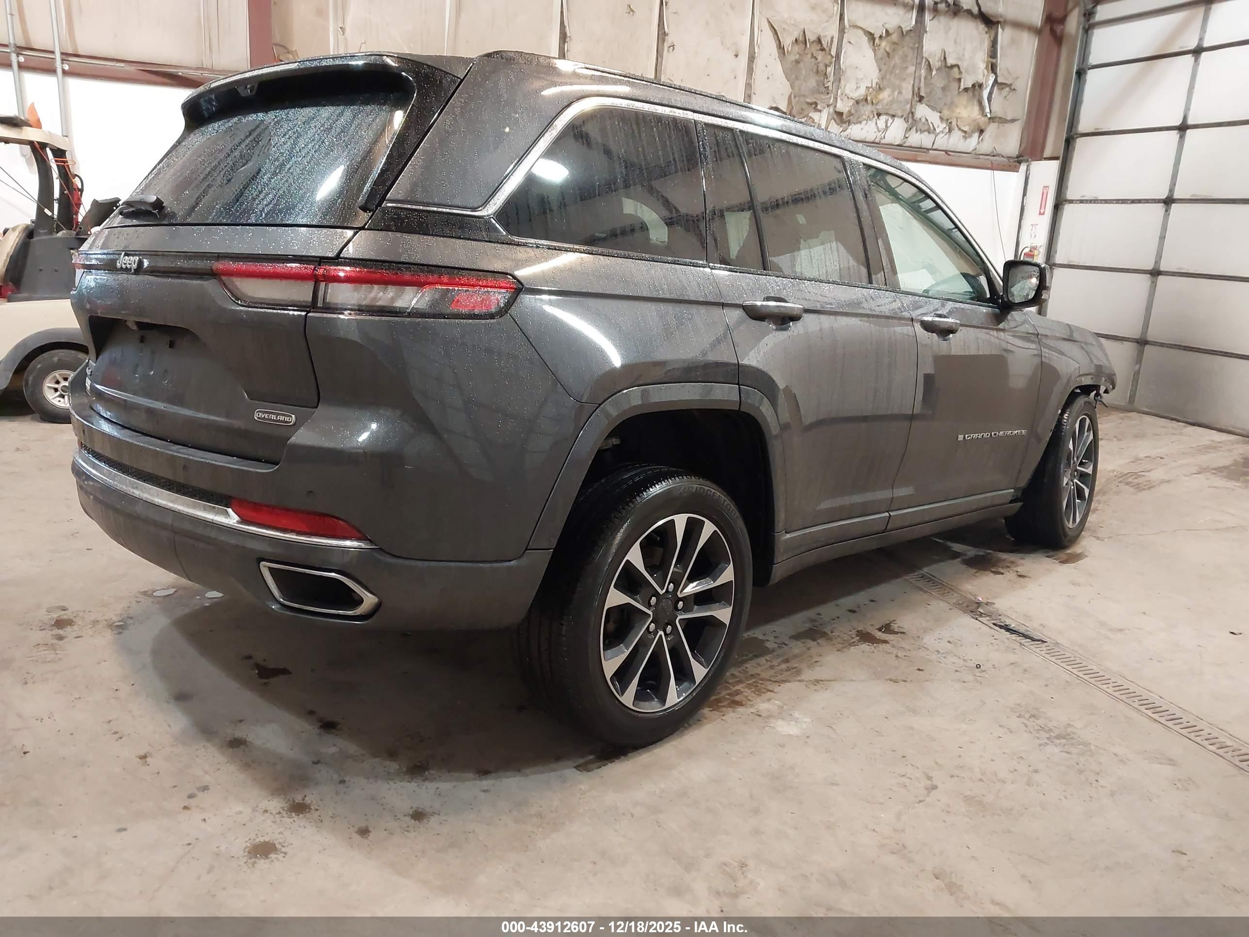 JEEP GRAND image 4