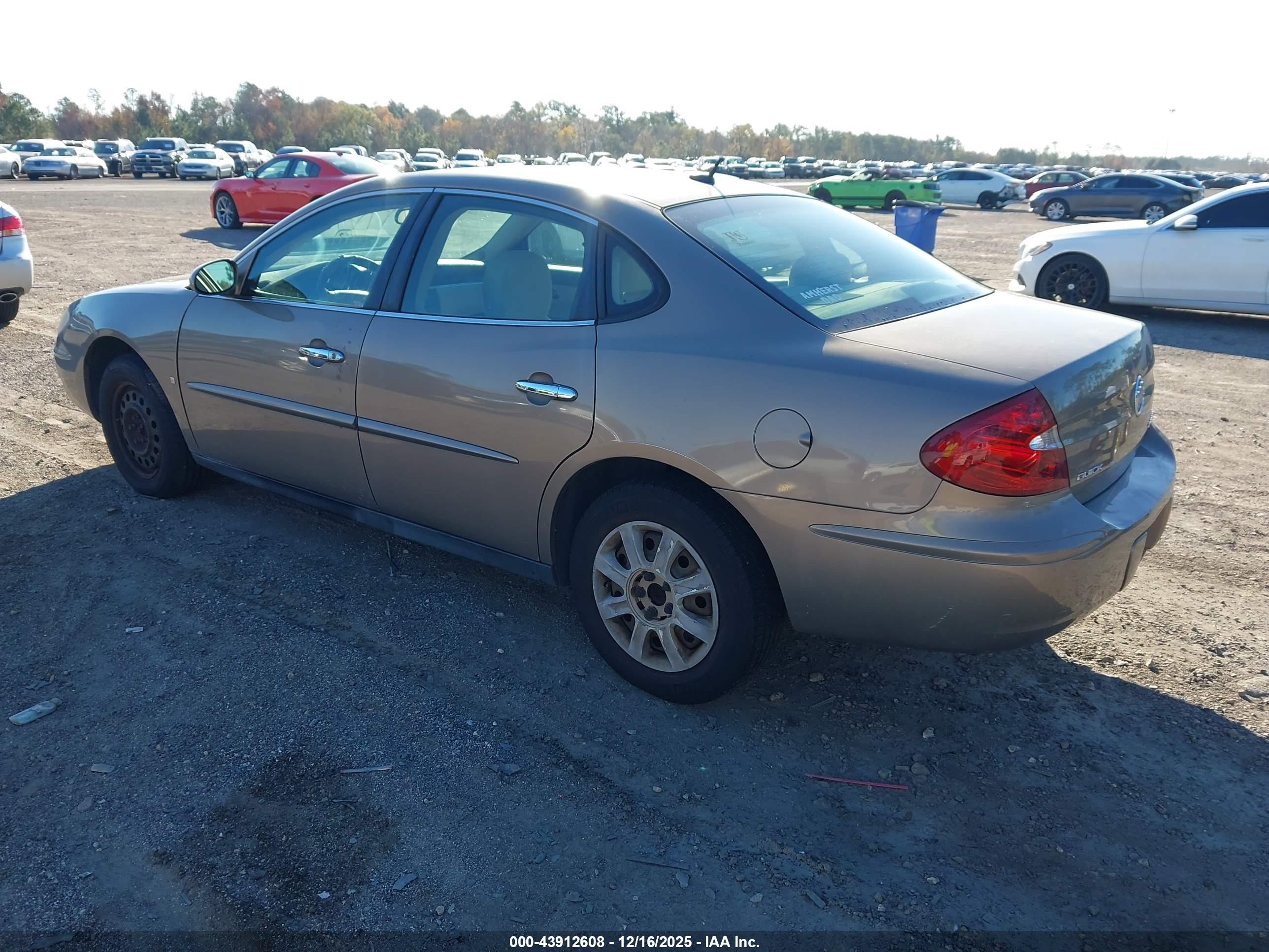 BUICK LACROSSE image 3