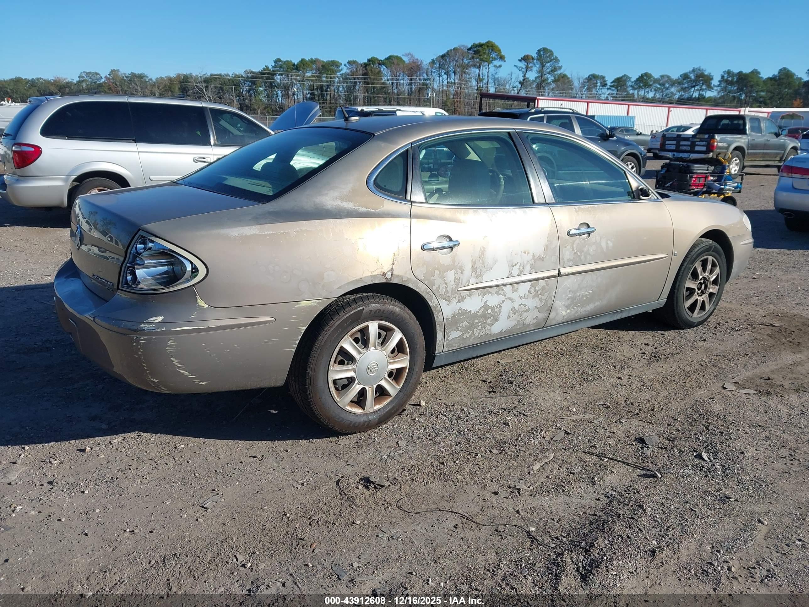 BUICK LACROSSE image 4