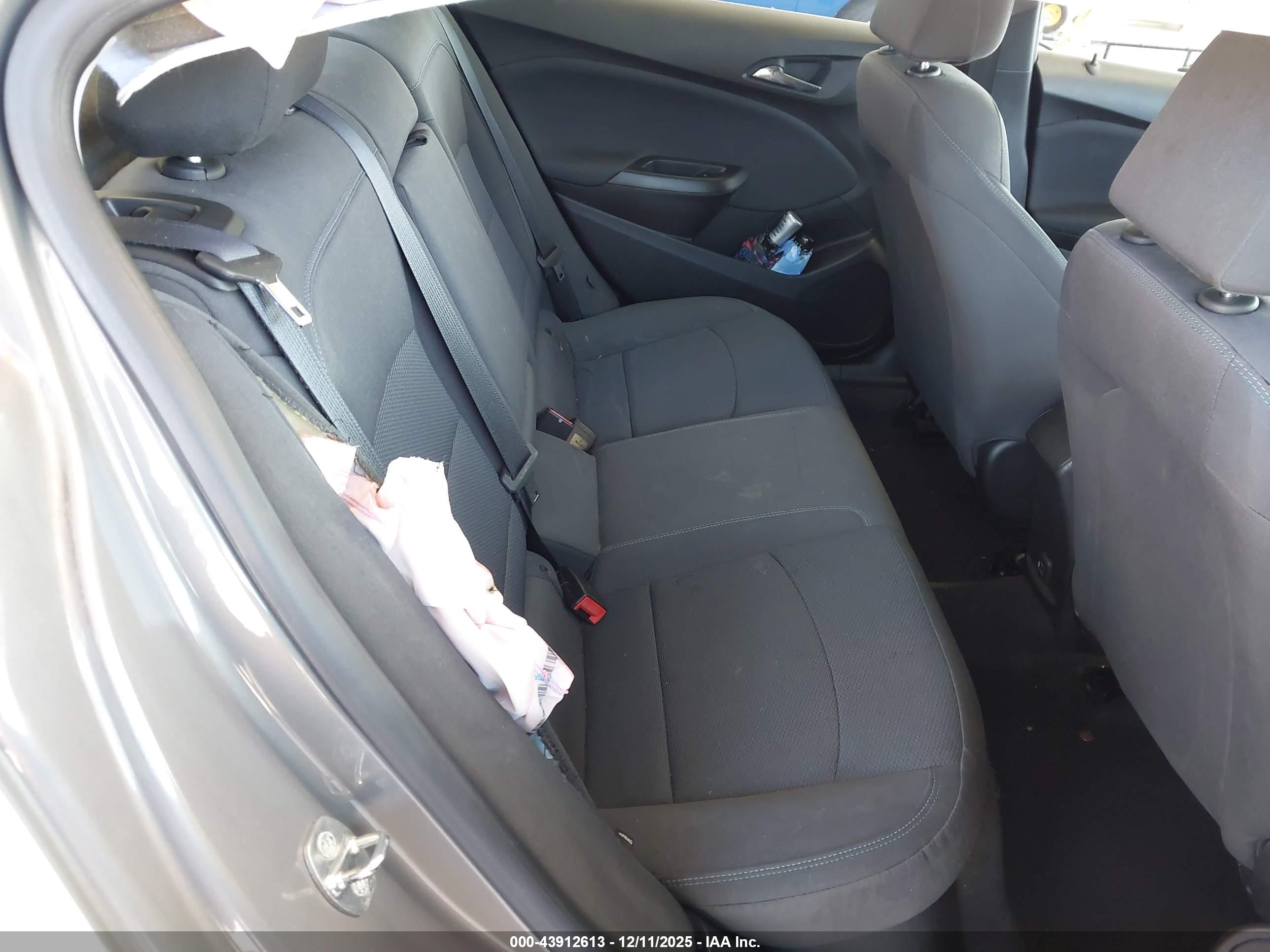 CHEVROLET CRUZE image 8